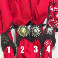 Campomaggi BANDANA (Rosso) cotone e ferma bandana con borchie