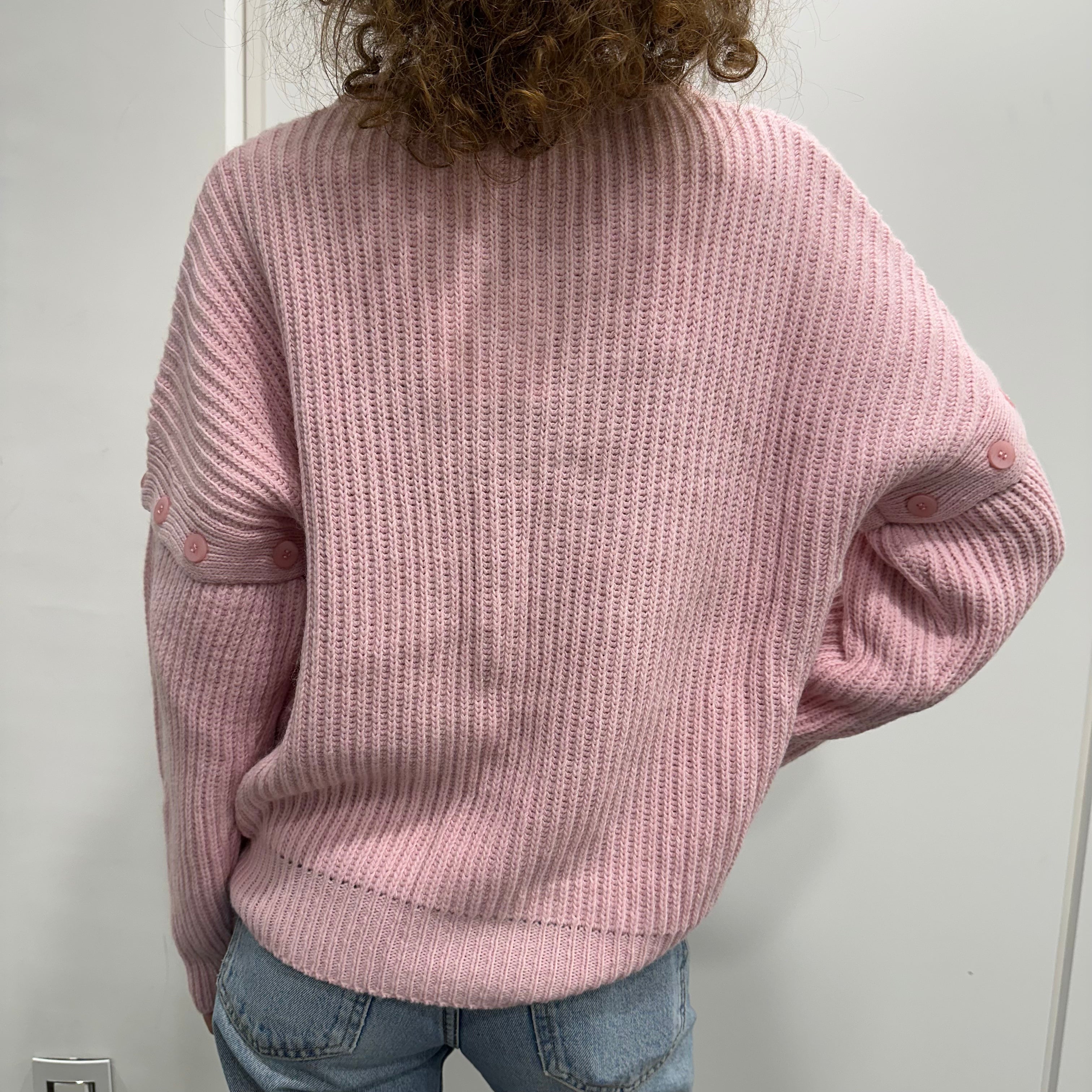 Maglione ROSA bottoni manica