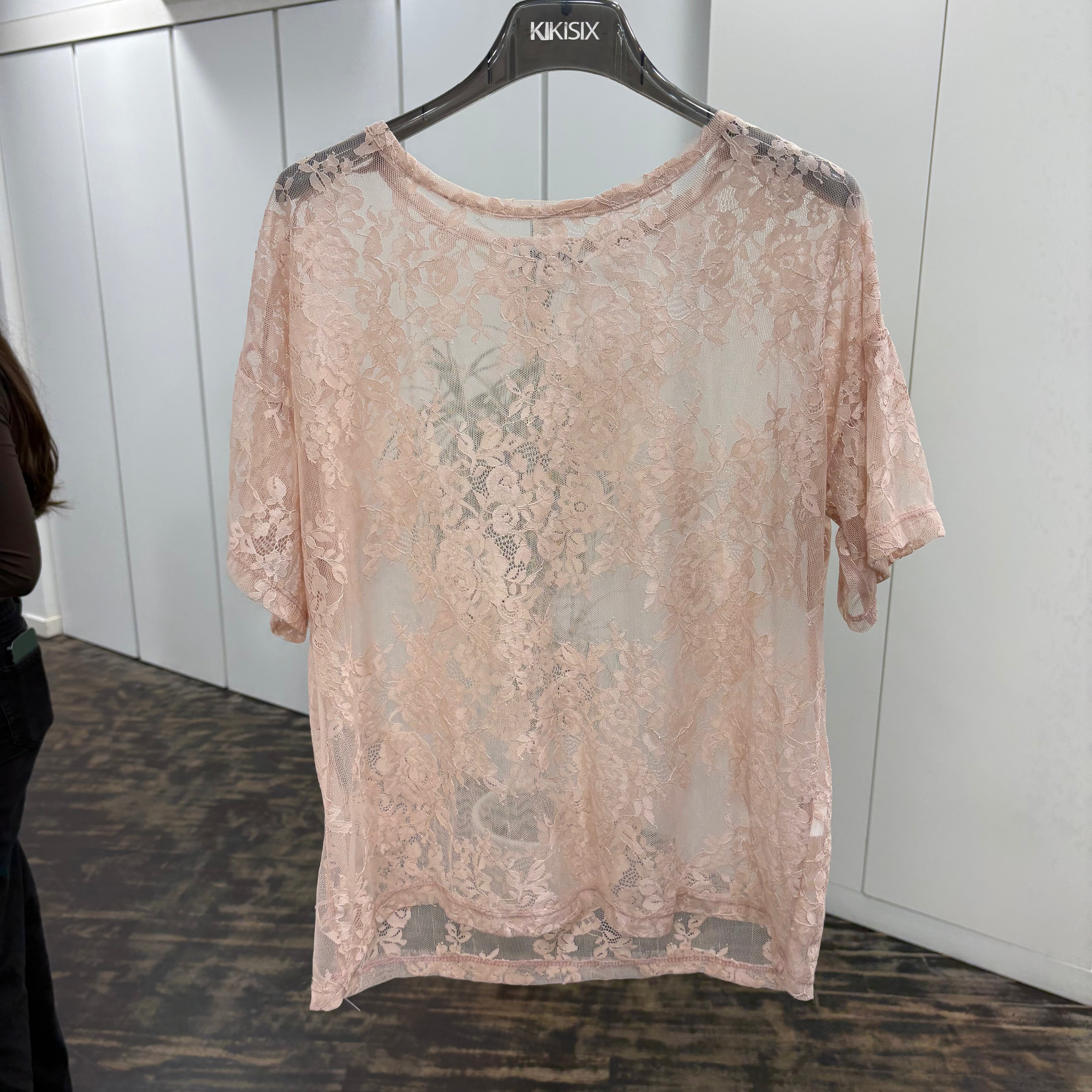 T-shirt rosa in pizzo