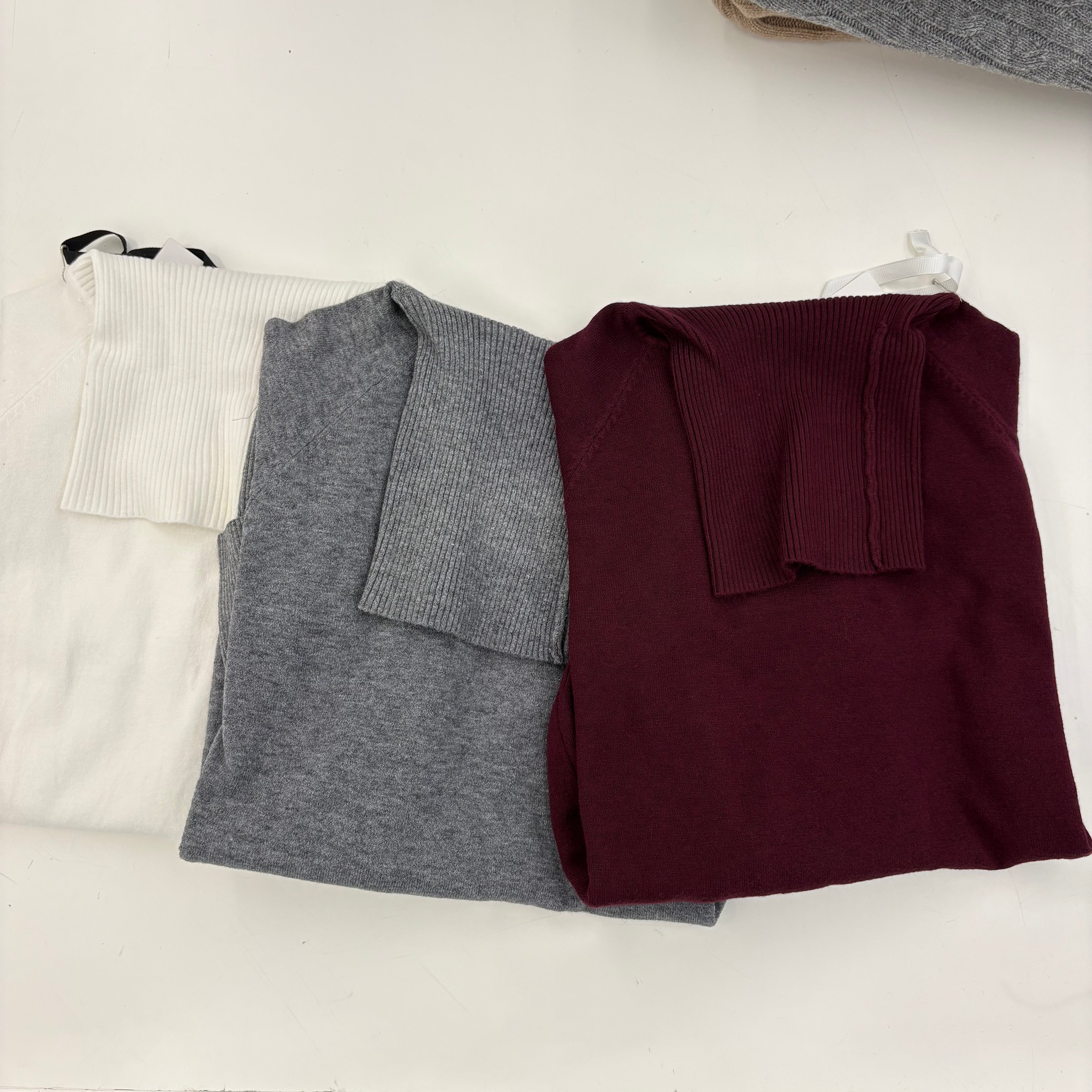 KIKISIX maglia LUPETTA