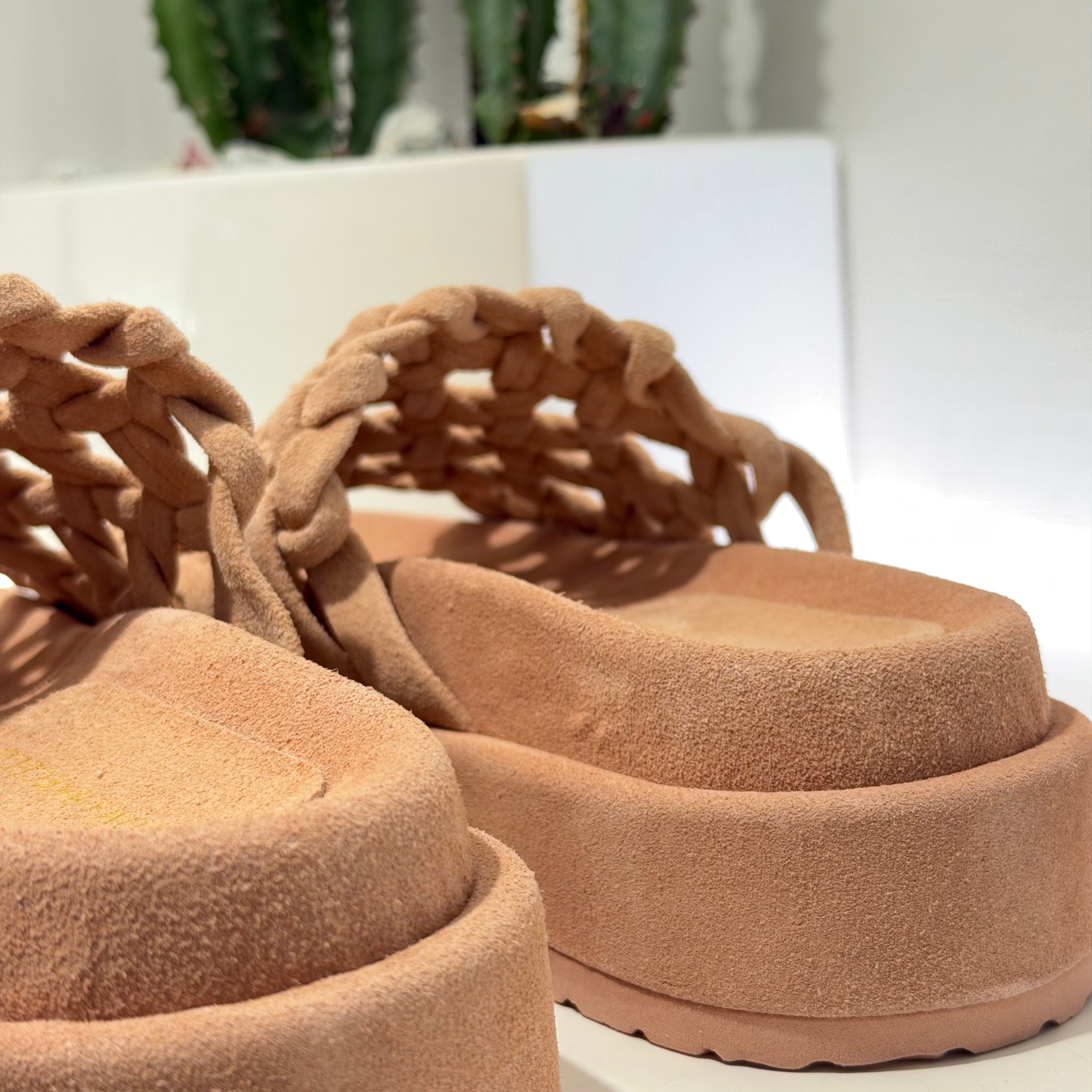 Paloma Barcelò ciabatta NADIRA suede cipria