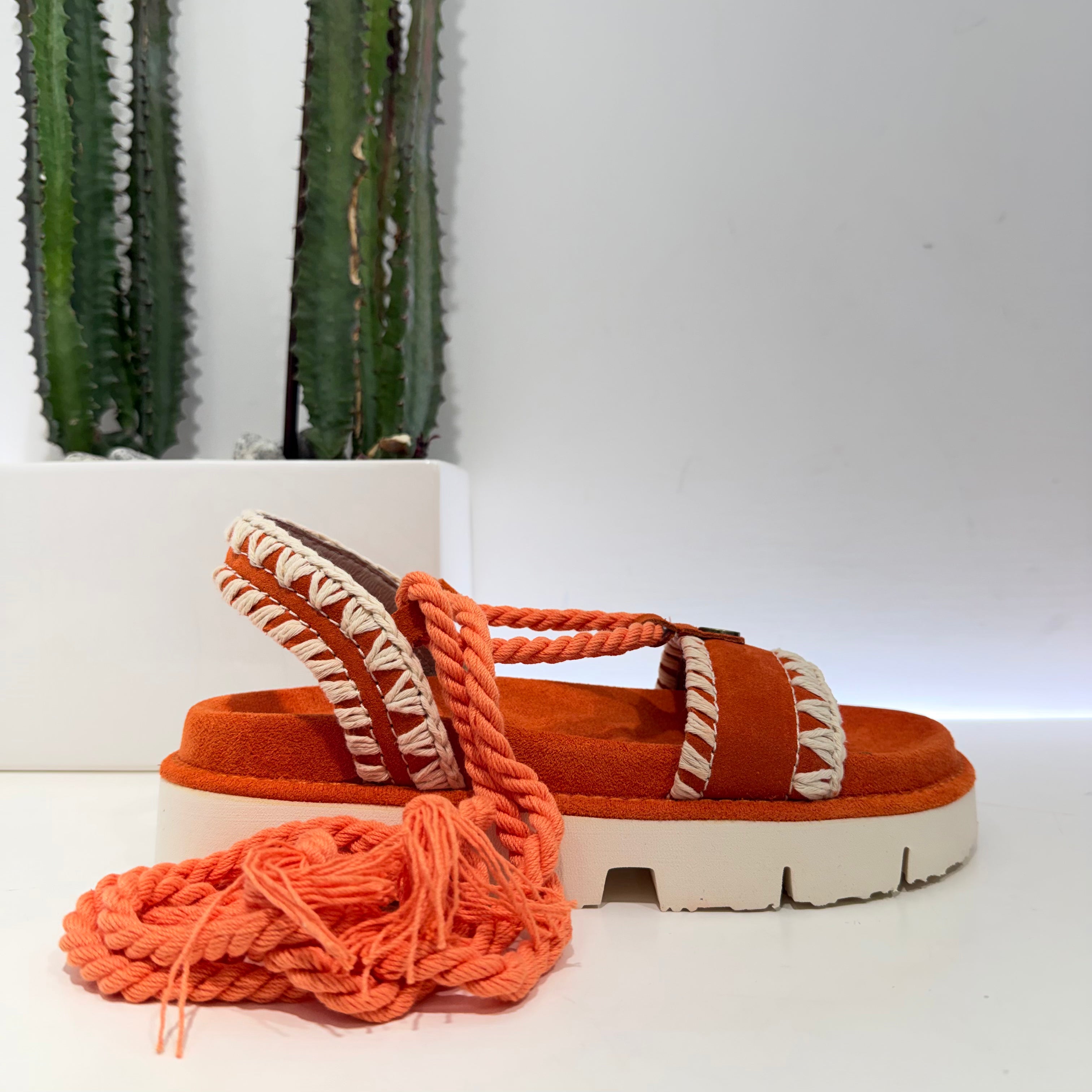 Mou SANDALO arancione