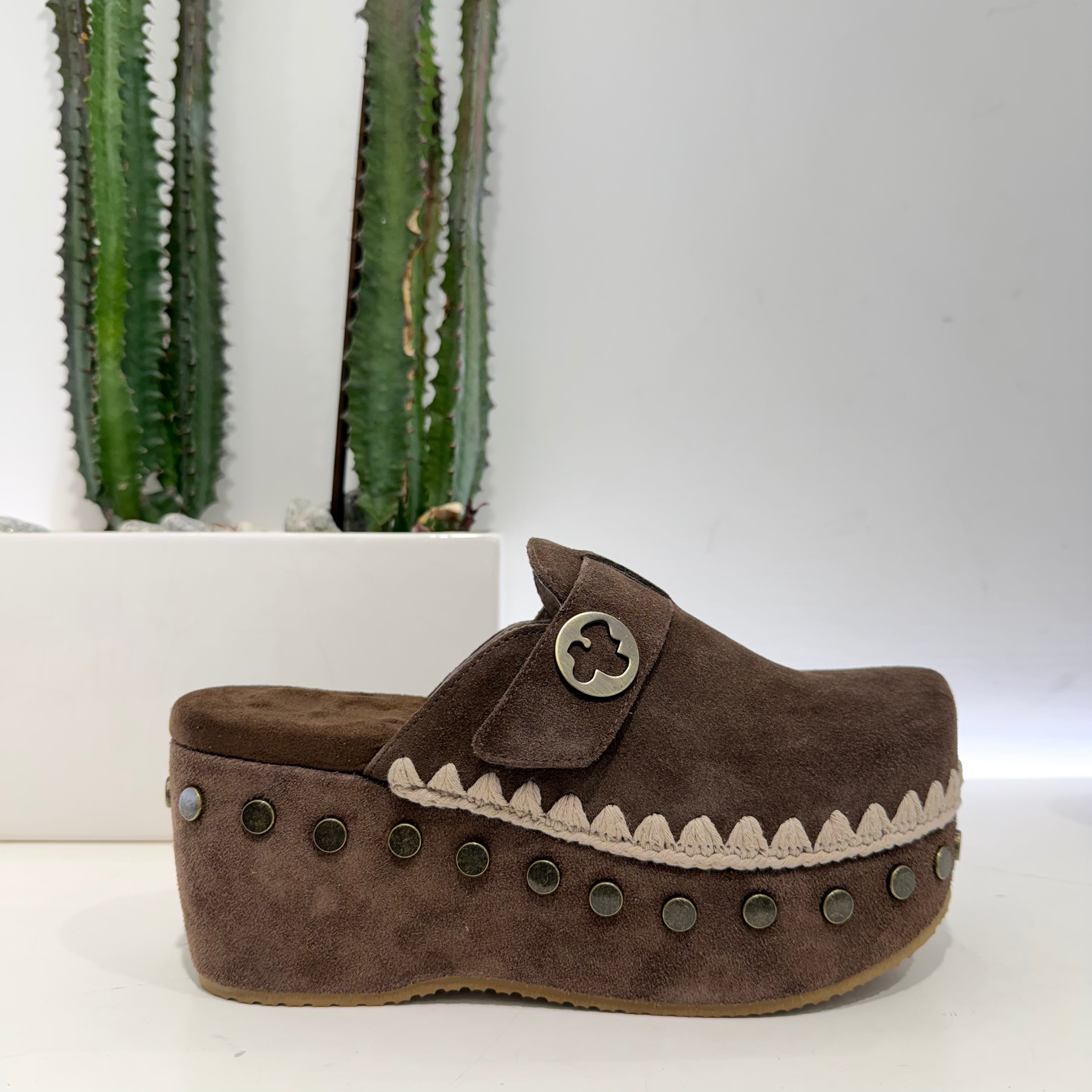 Mou SABOT suede moro