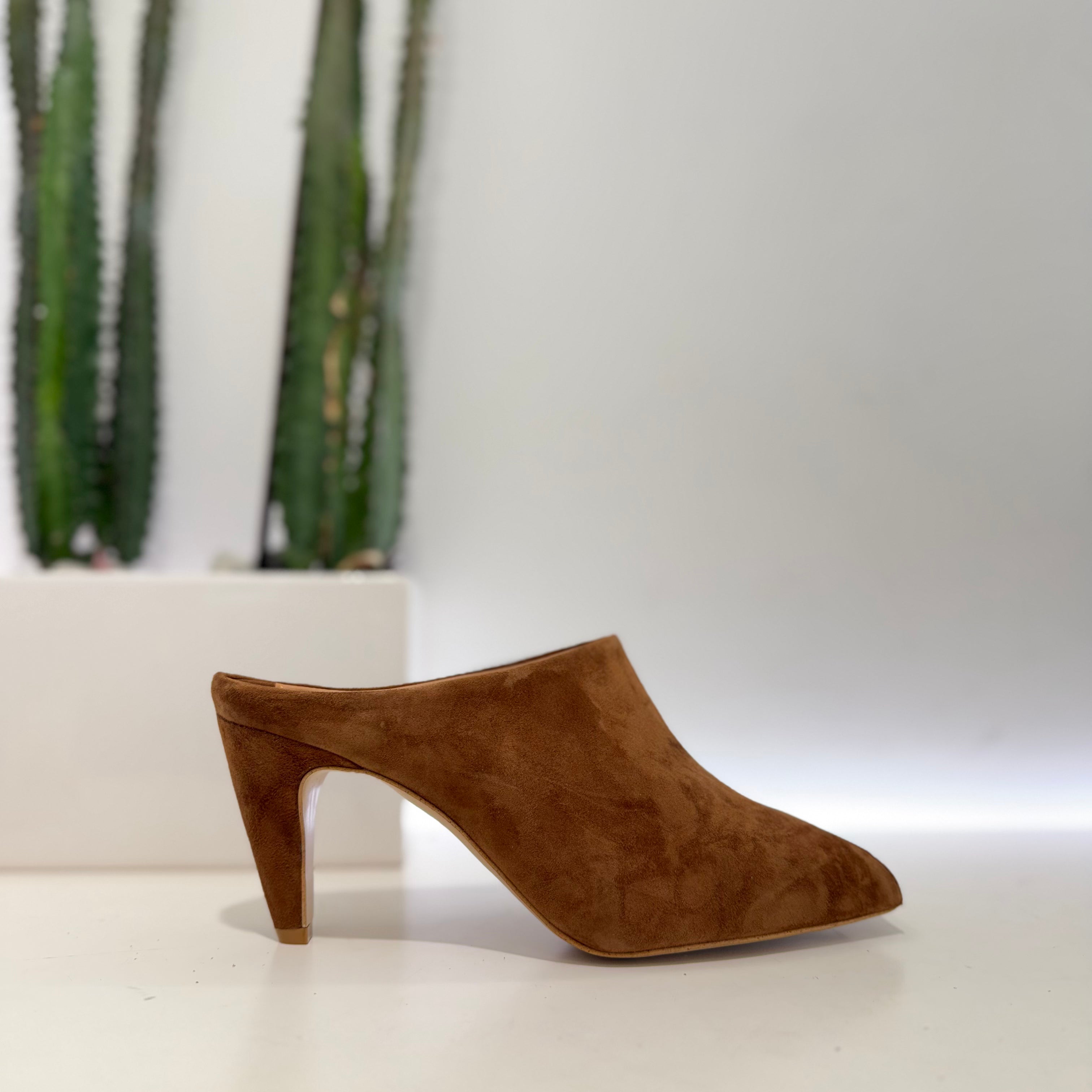 Stivaletto FLY sabot spuntato color tabacco