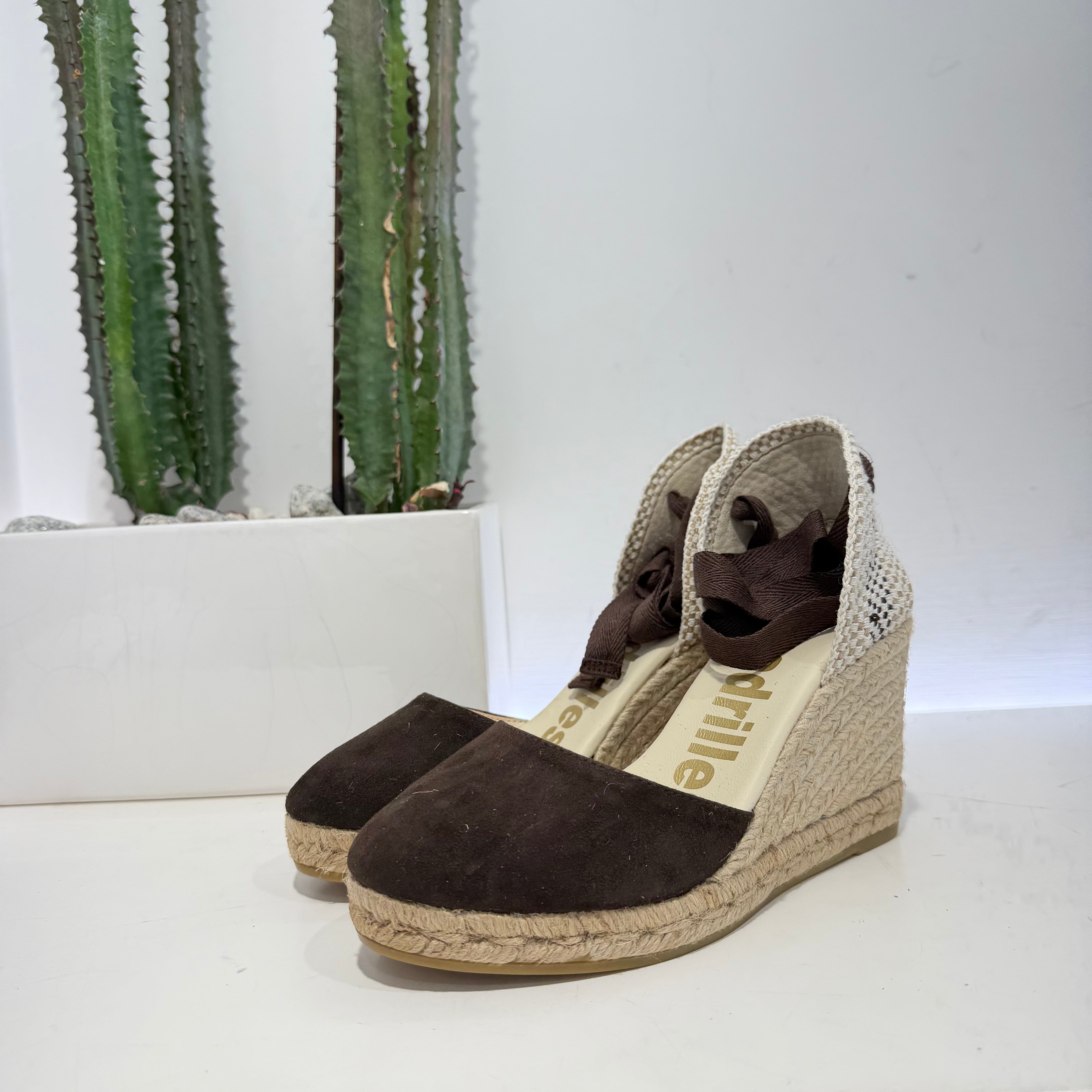 Rope-colored espadrilles