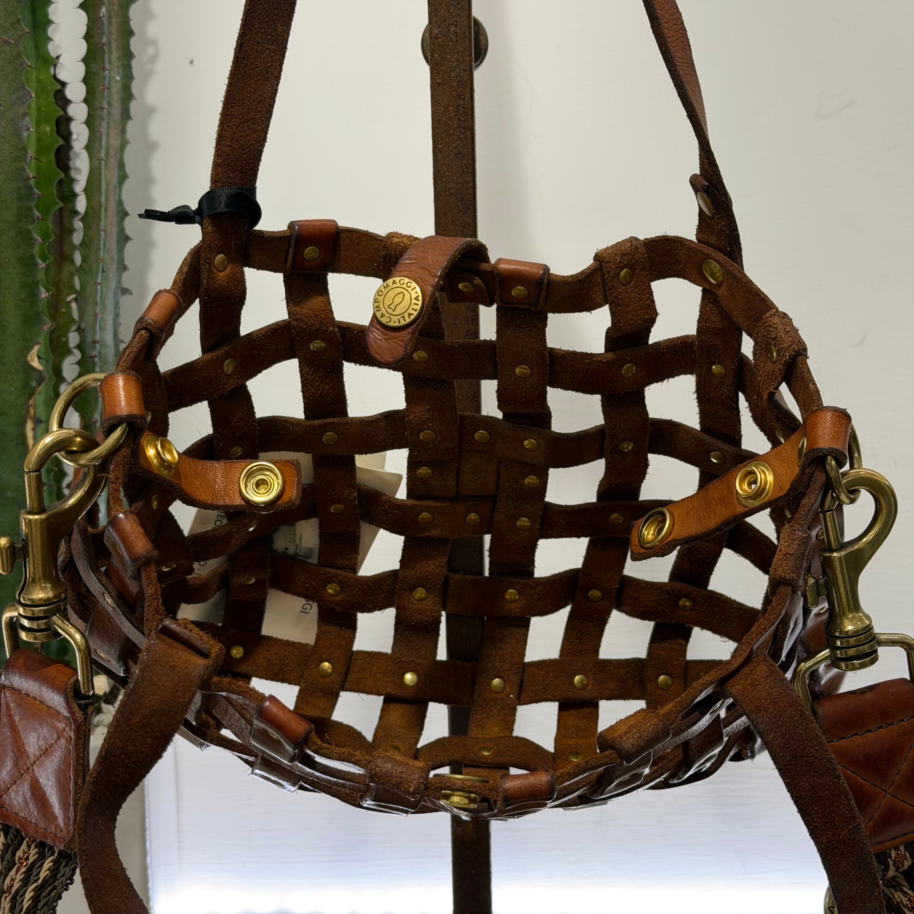 Campomaggi borsa VALERIA vacchetta tinta in capo con bustino interno in tessuto laminato