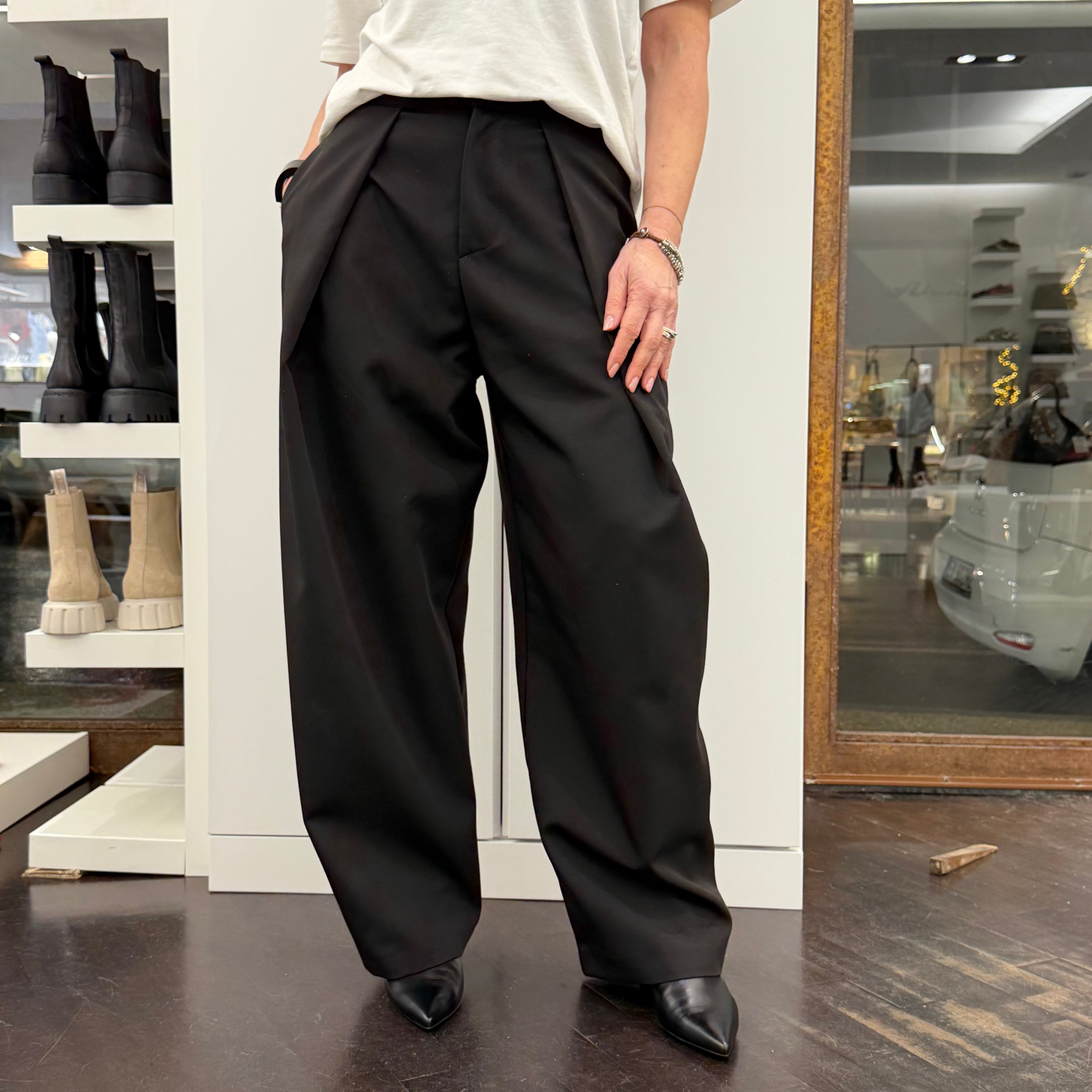 Pantalone ovetto nero