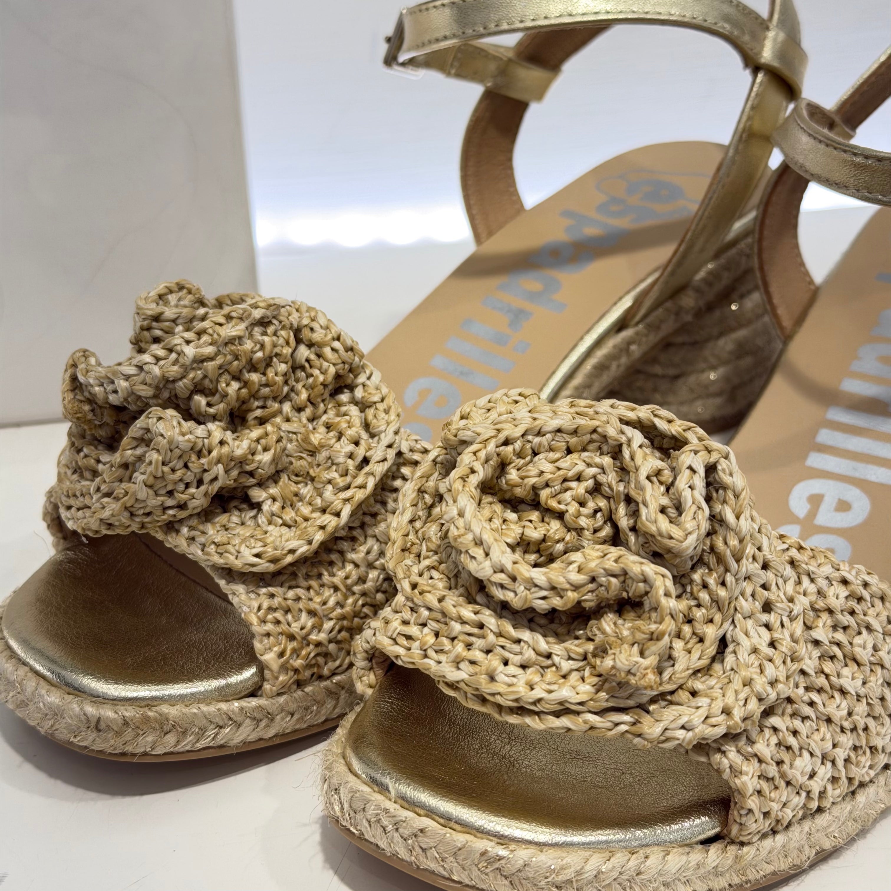 Rope-colored espadrilles