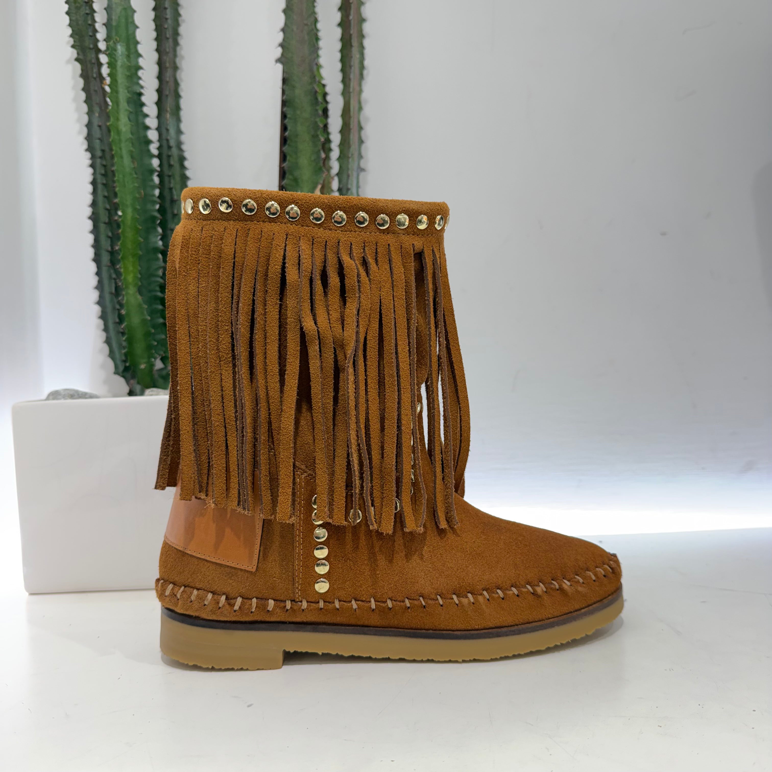 Stivale Indianino suede cuoio borchie e frange