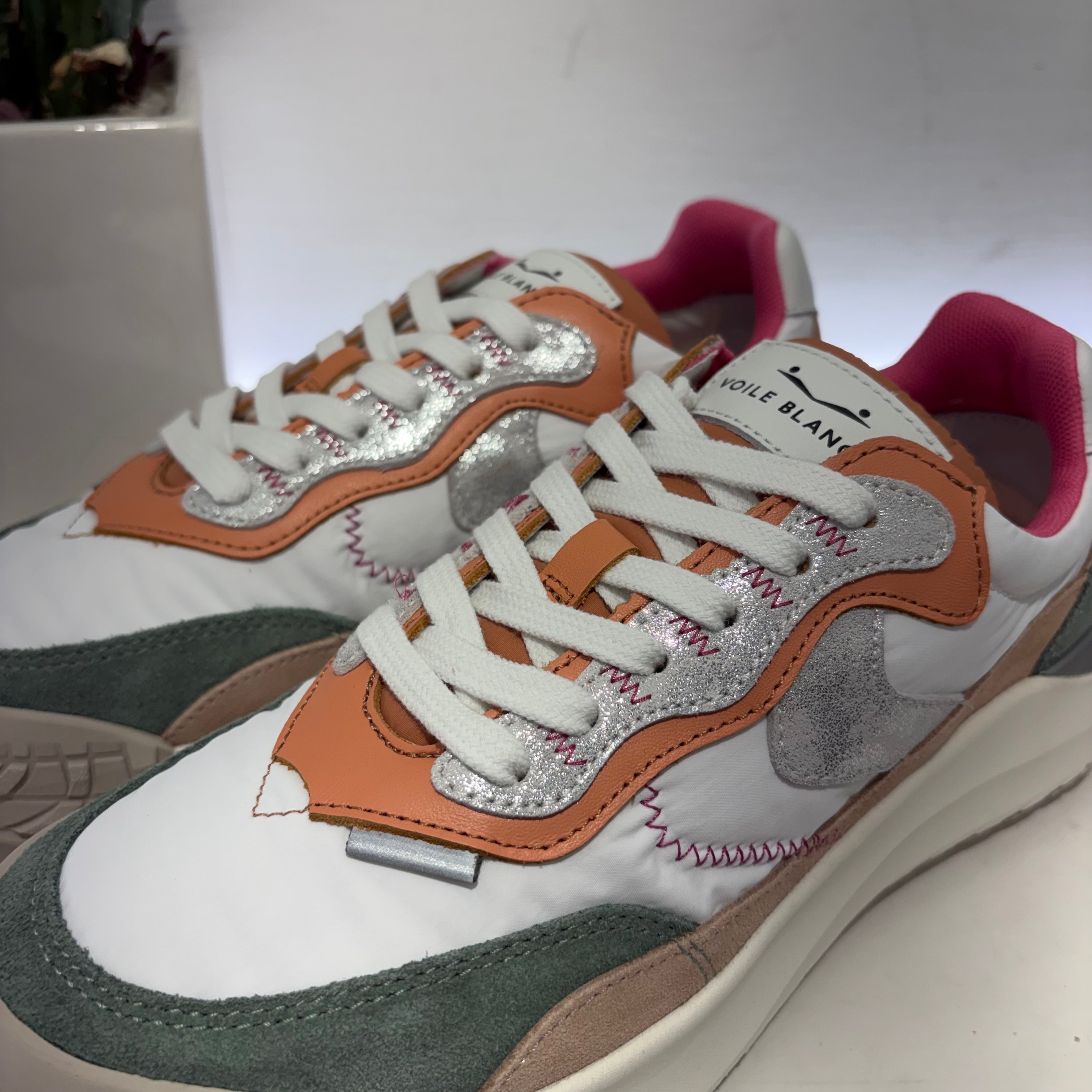 Voile Blanche CLUB ACT dettagli arancio e verde