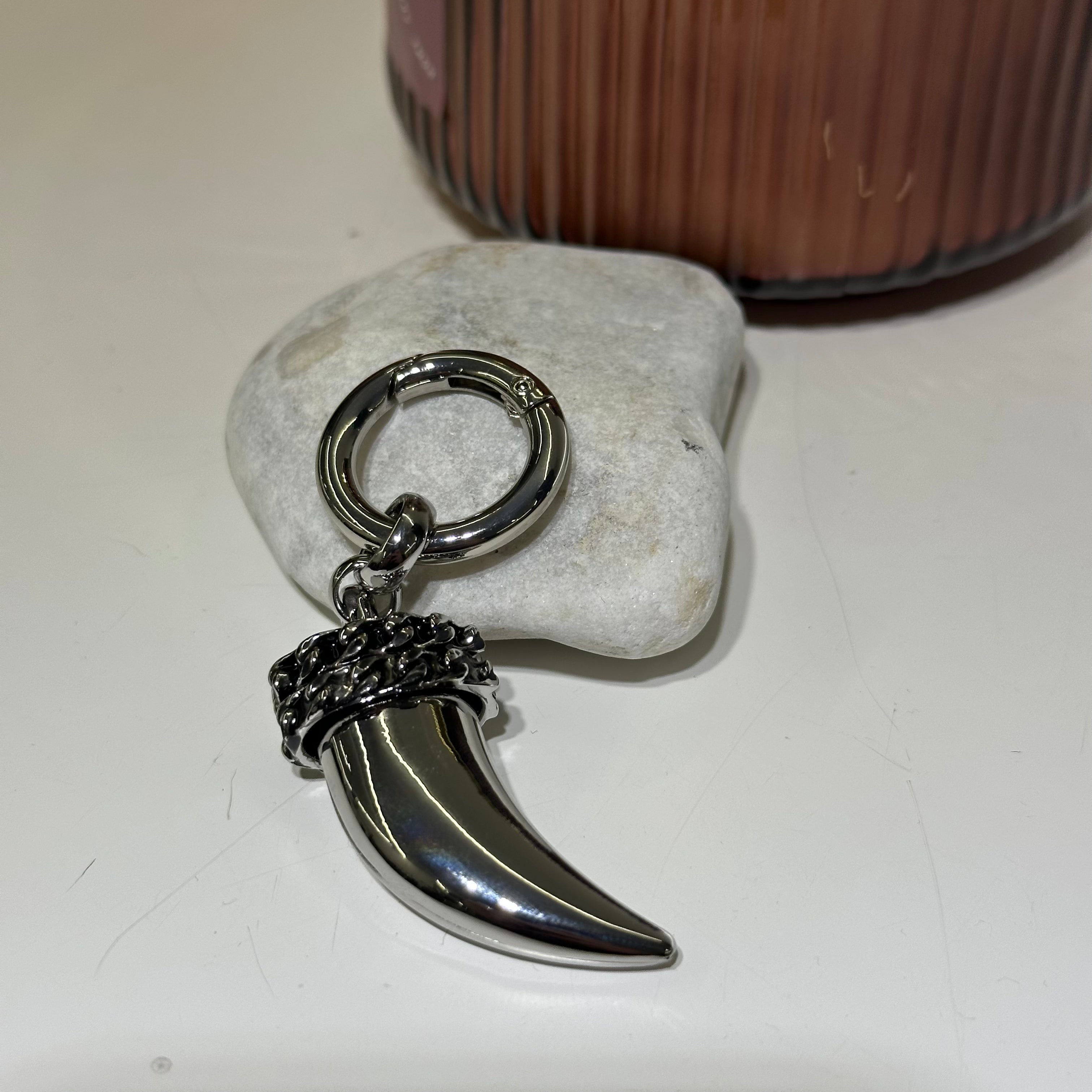 Ciondolo ZANNA con moschettone