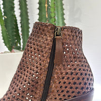 Zolfo stivaletto intrecciato cuoio