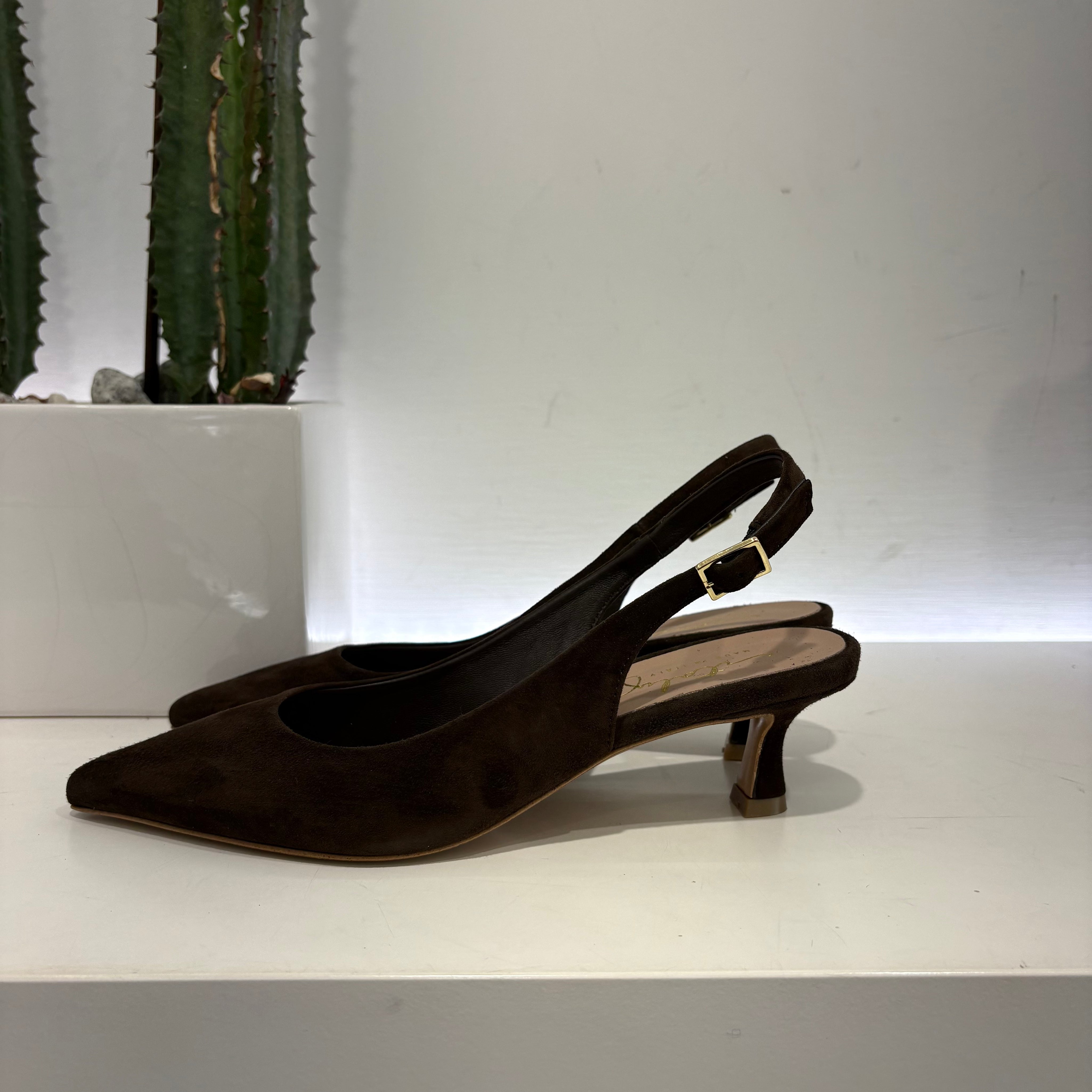 Scarpa aperta dietro Serena MORO t.50