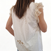 Camicia smanicata pizzo fiori ricamati