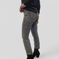 Pantalone jeans grigio modello skinny