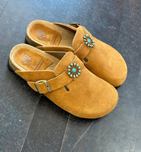 Taji leather-colored sabot