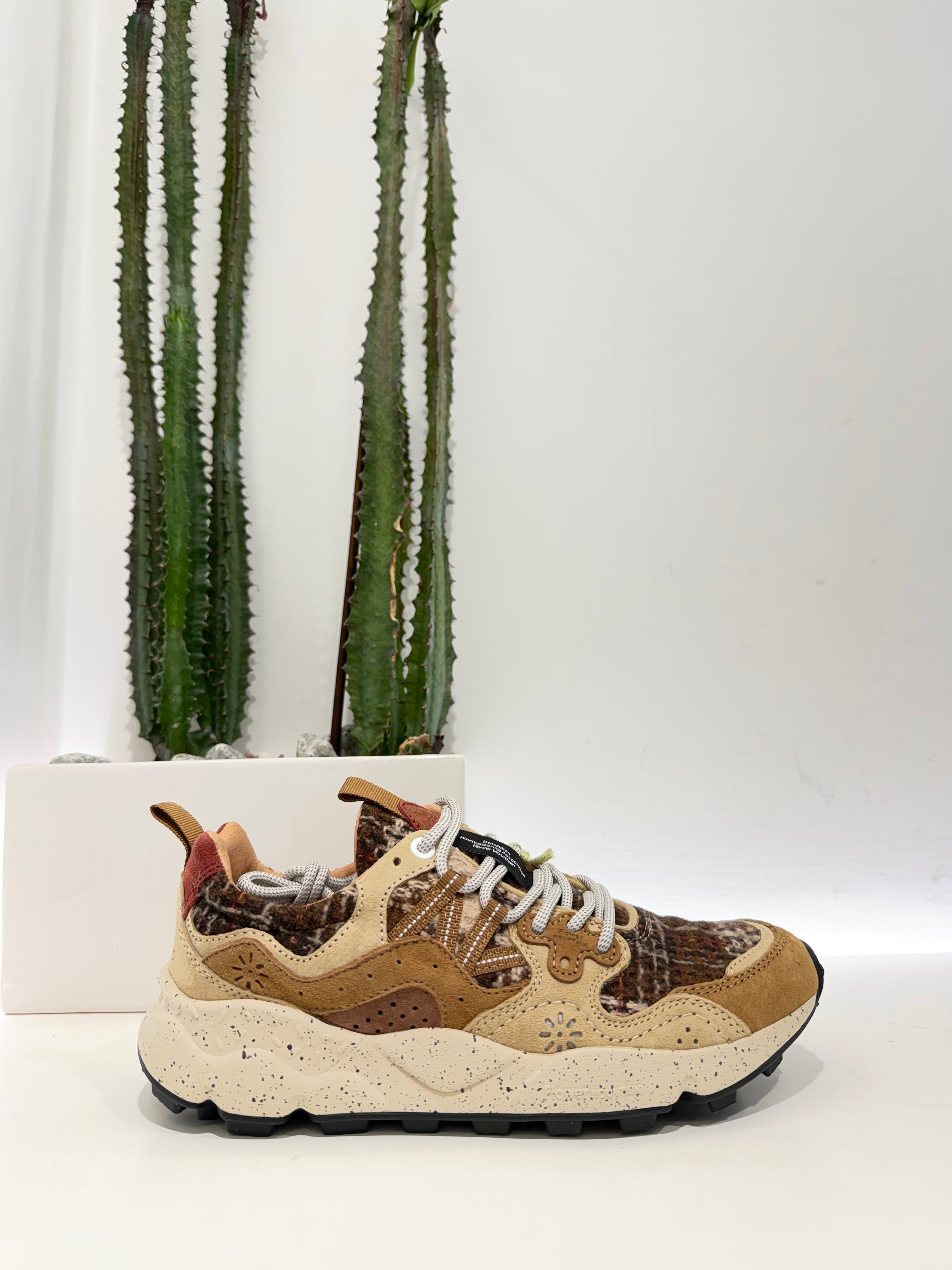 Flower Mountain sneakers YAMANO 3 light brown cream brown