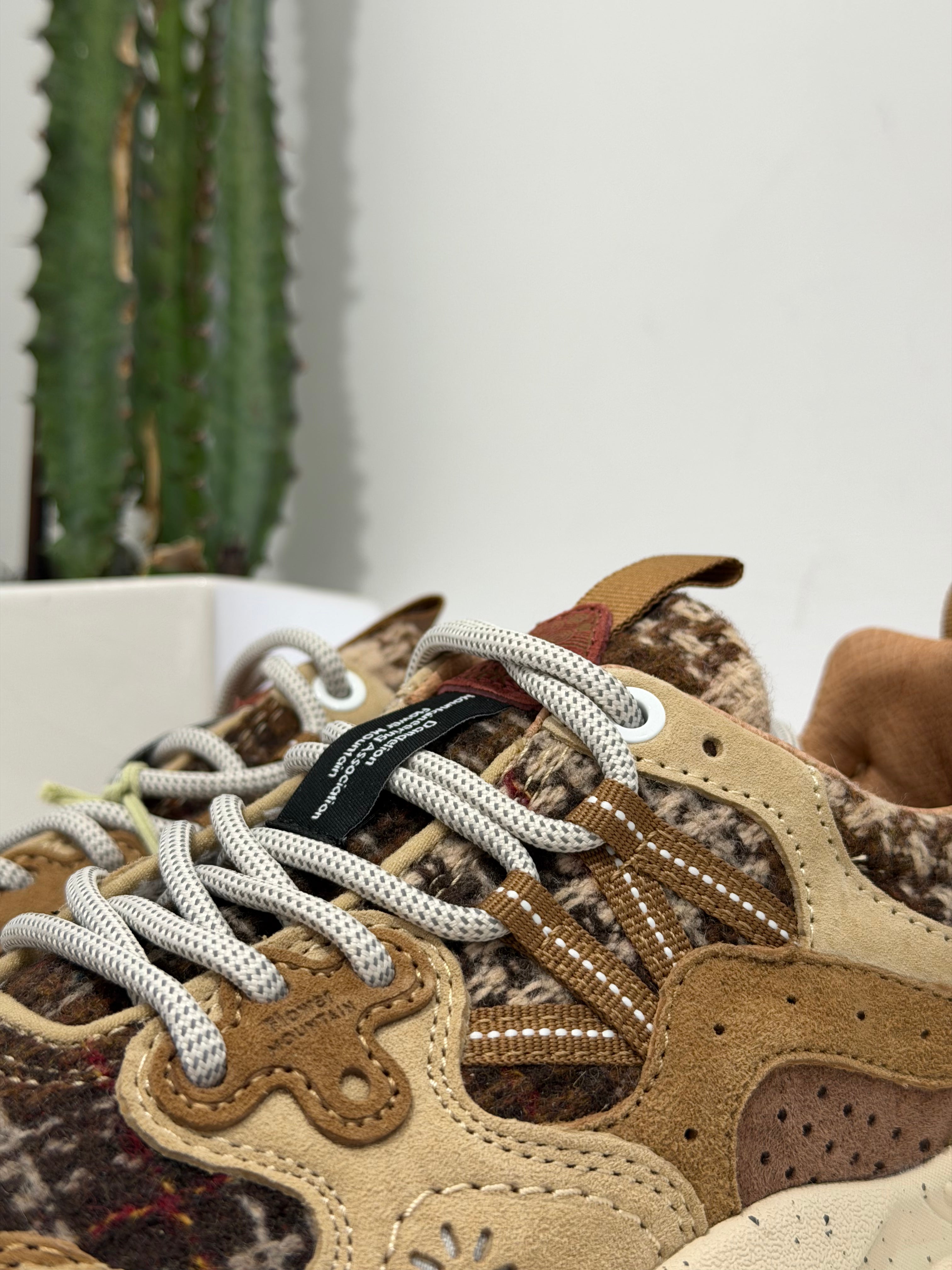 Flower Mountain sneakers YAMANO 3 light brown cream brown