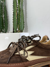 Moa CLUB PEAK SUEDE MARRONE E BACKTAB CAVALLINO