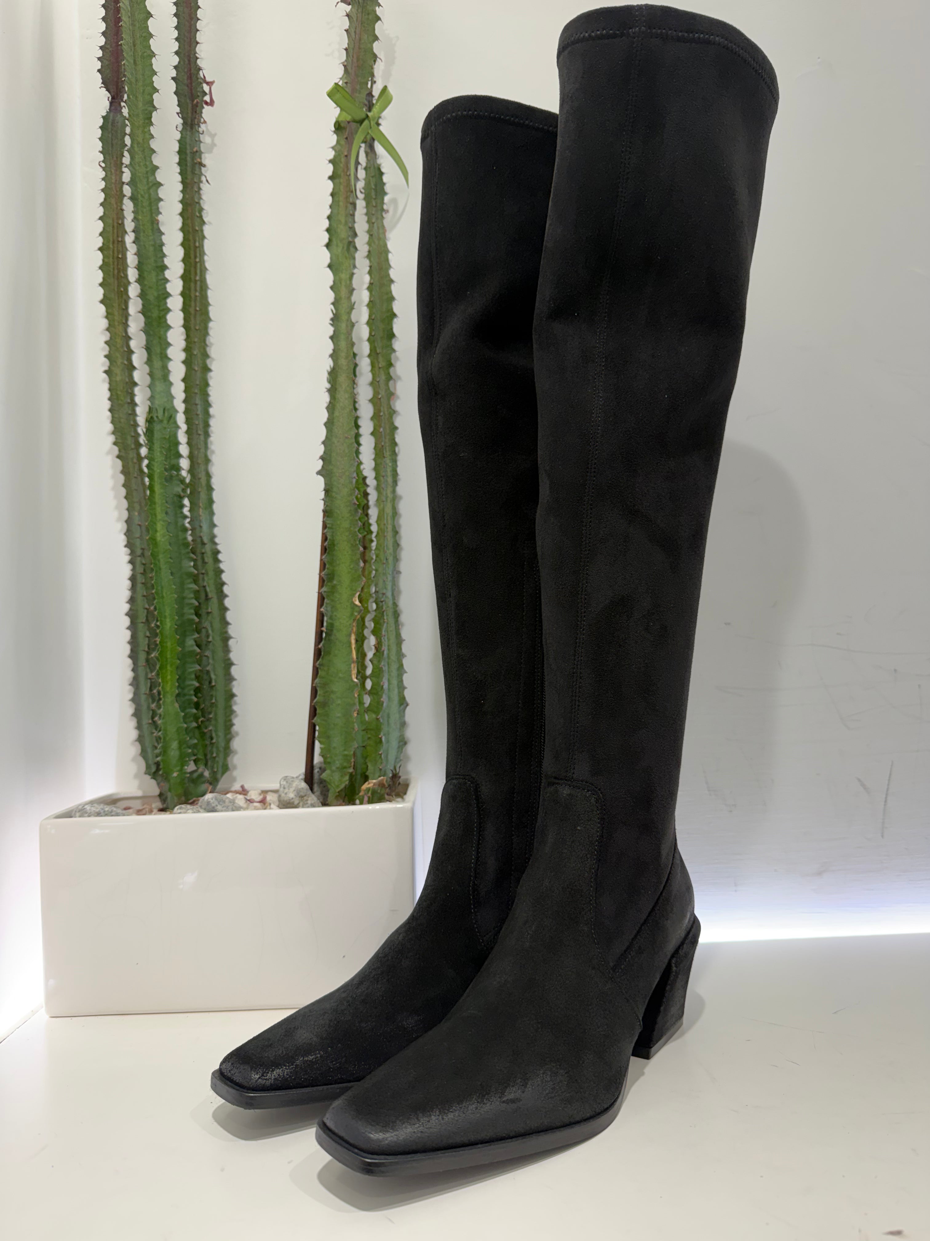 Stivale lungo suede nero