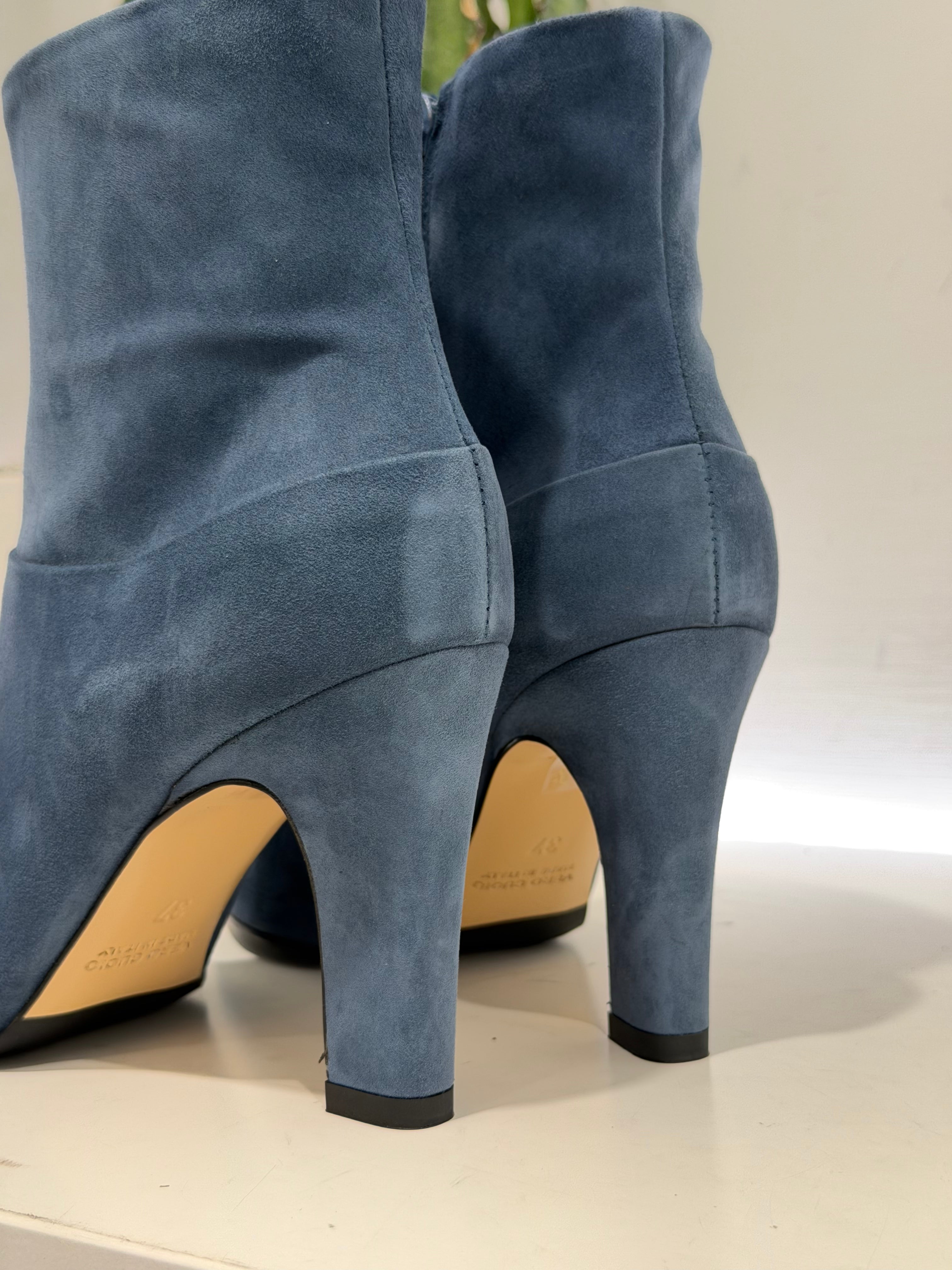 Stivaletto suede AVIO t.80