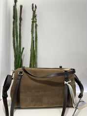 Marc Ellis borsa HUDA