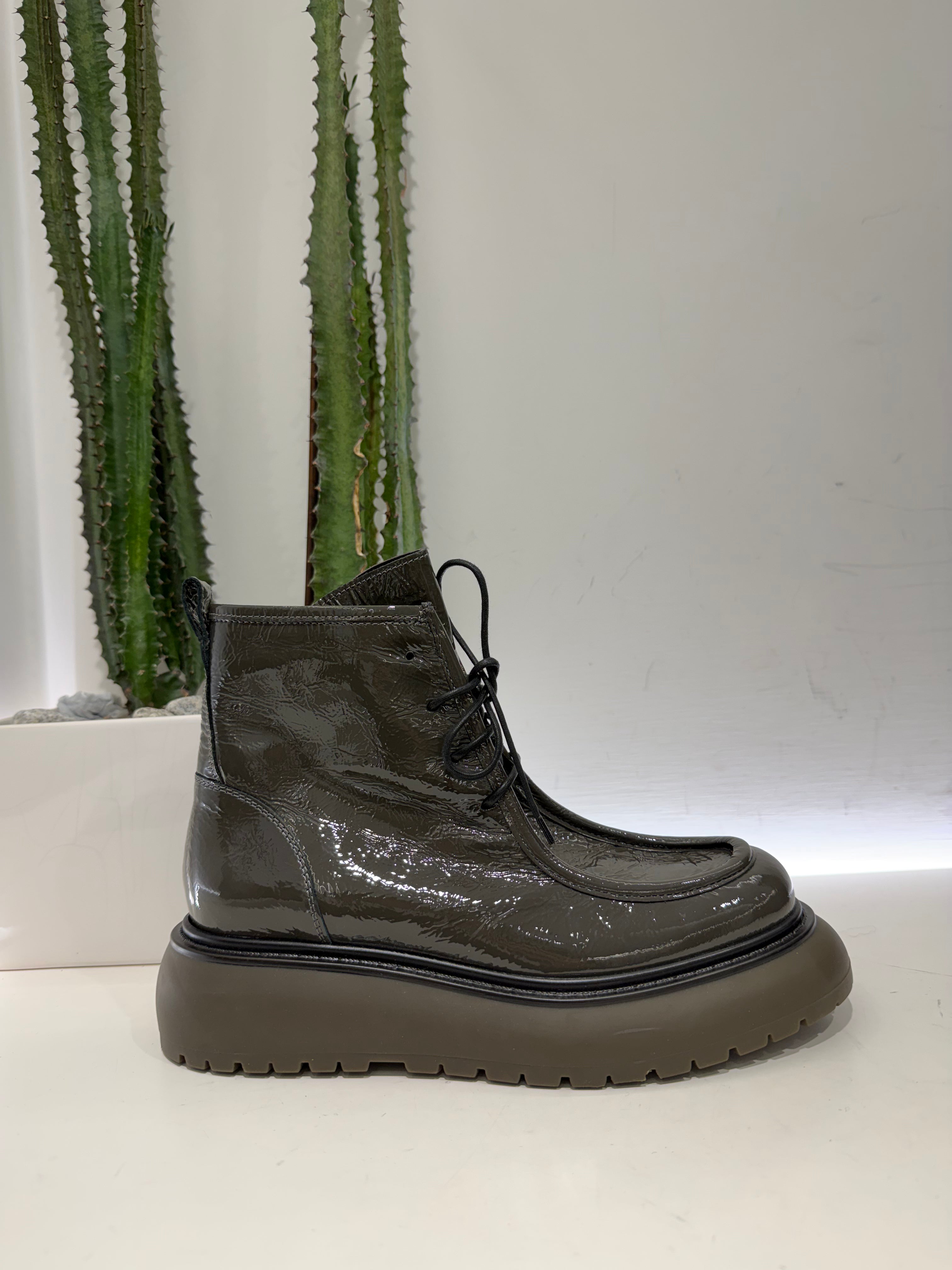 Anfibio Vaschetta Vernice Verde