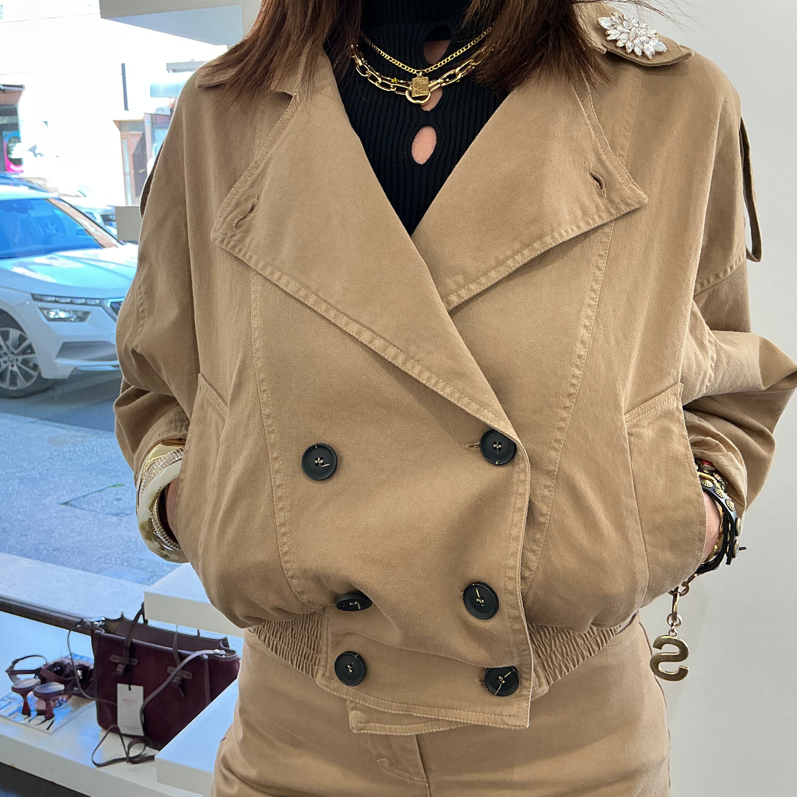 Giacca modello bomber over color nocciola