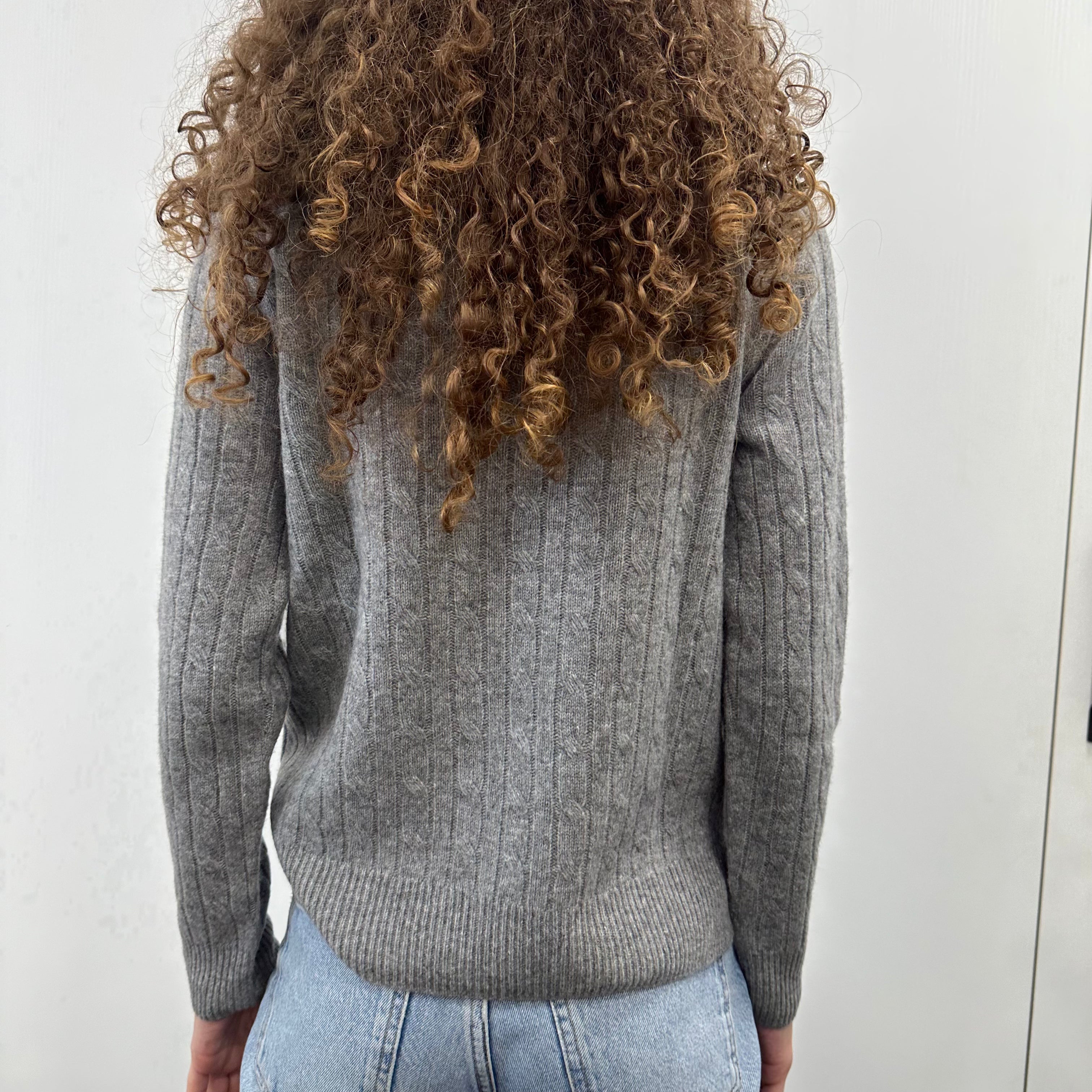 KIKISIX maglione girocollo con trecce