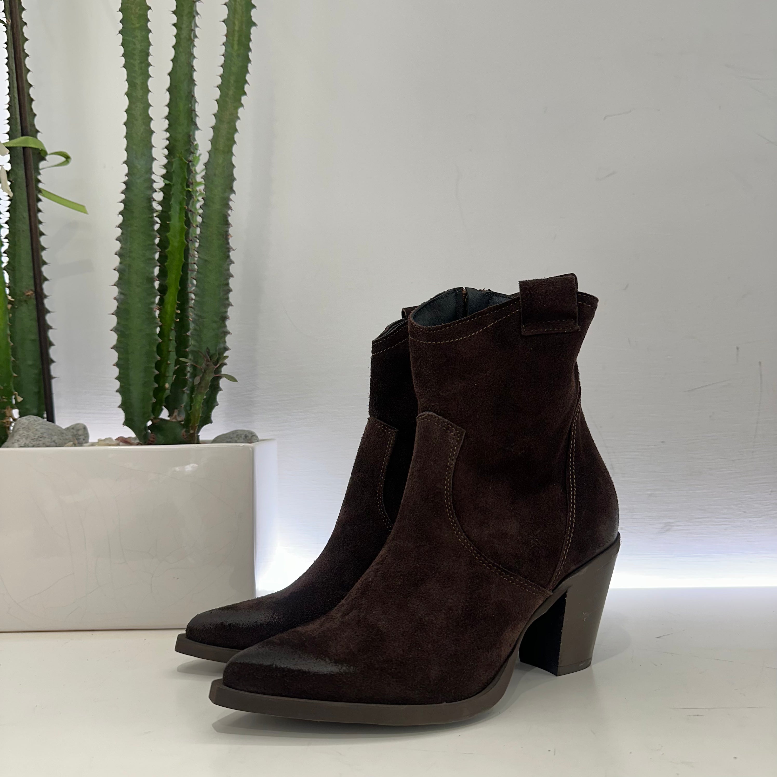 Stivaletto texano KATE pellame scamosciato t.moro tacco 70