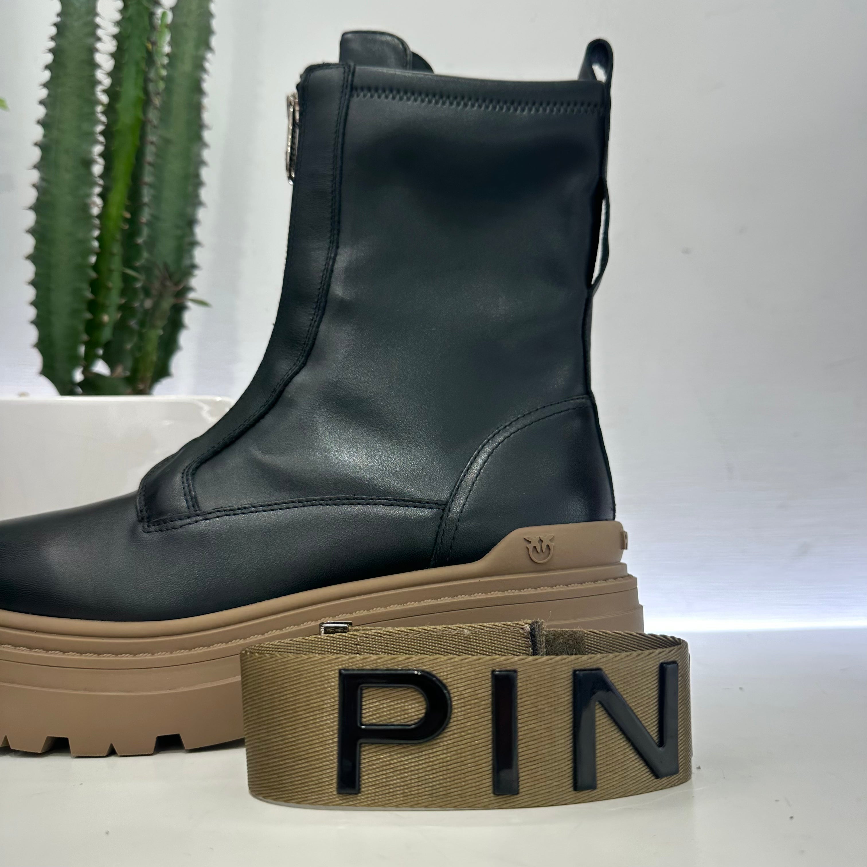 Anfibio nero/miele PINKO