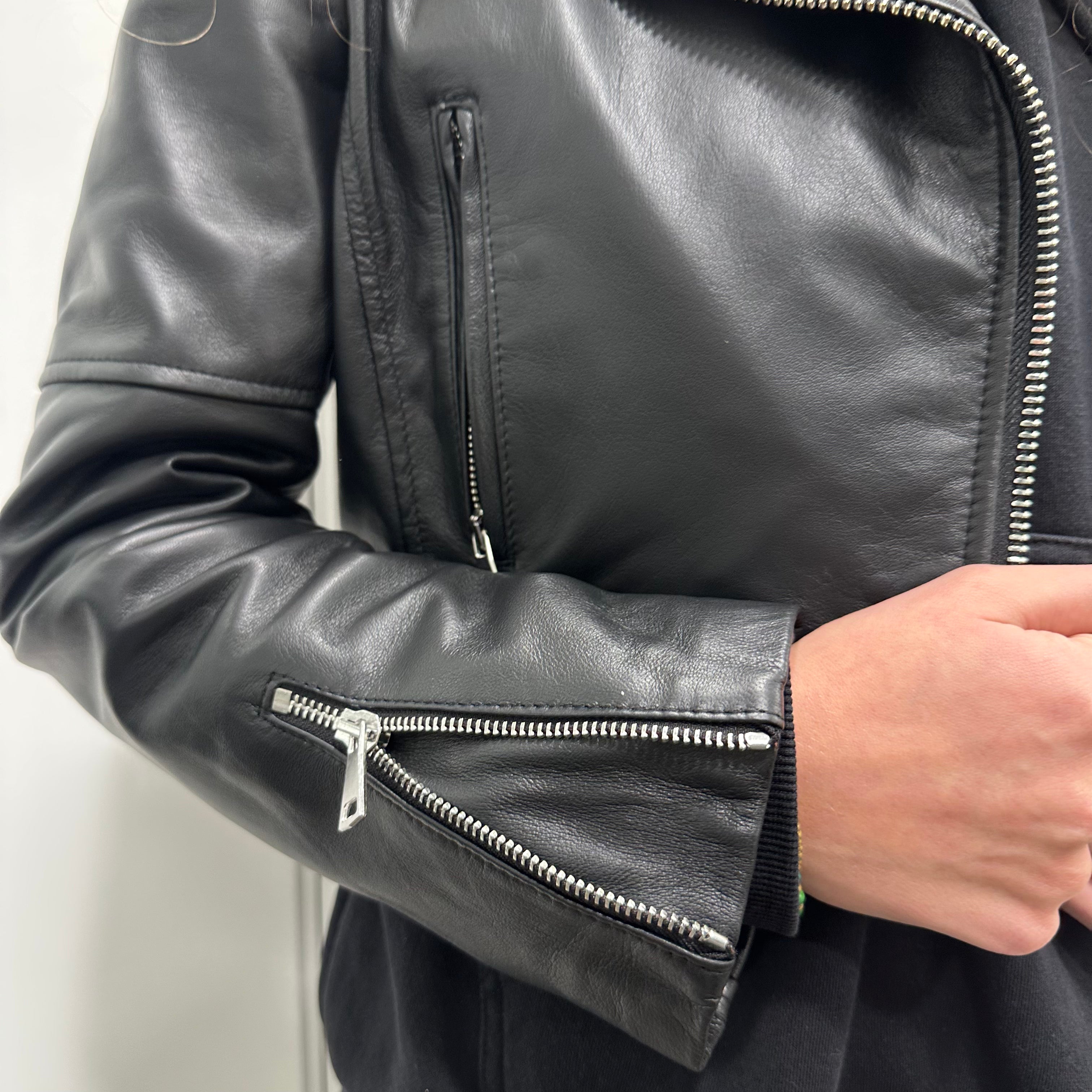 Giacca ZOE modello chiodo in vera pelle color nero