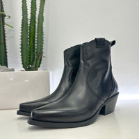 METISSE stivaletto texano NERO tacco 20