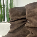 Stivaletto in pellame scamosciato moro