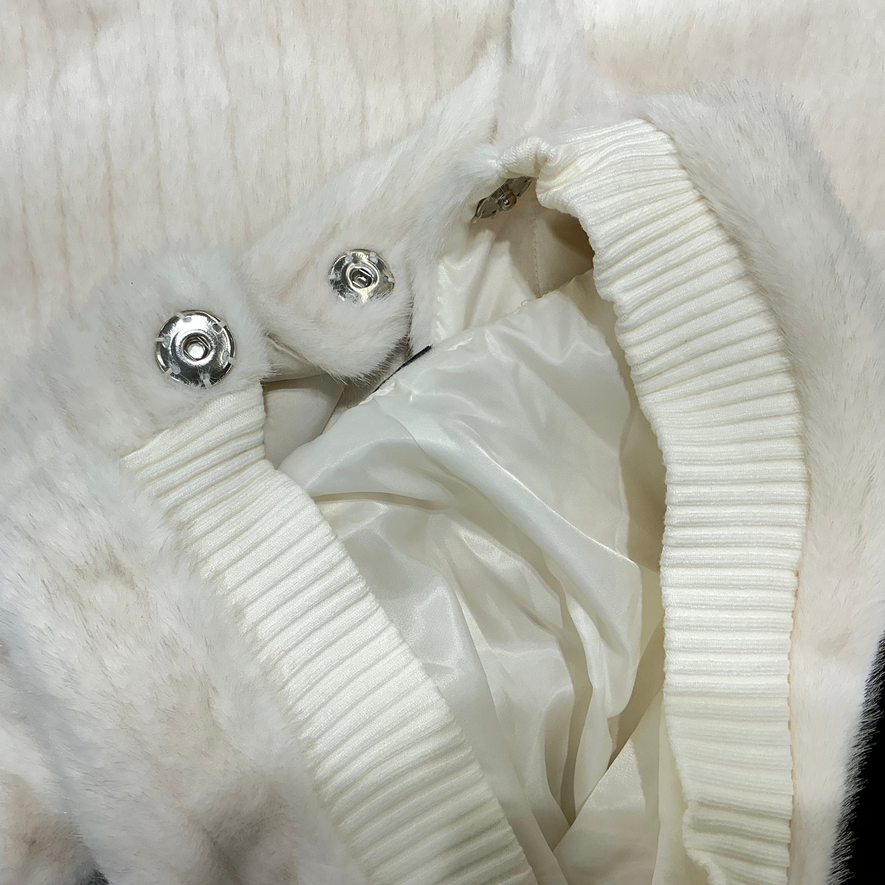 ecopelliccia bianca modello SAN PIETROBURGO