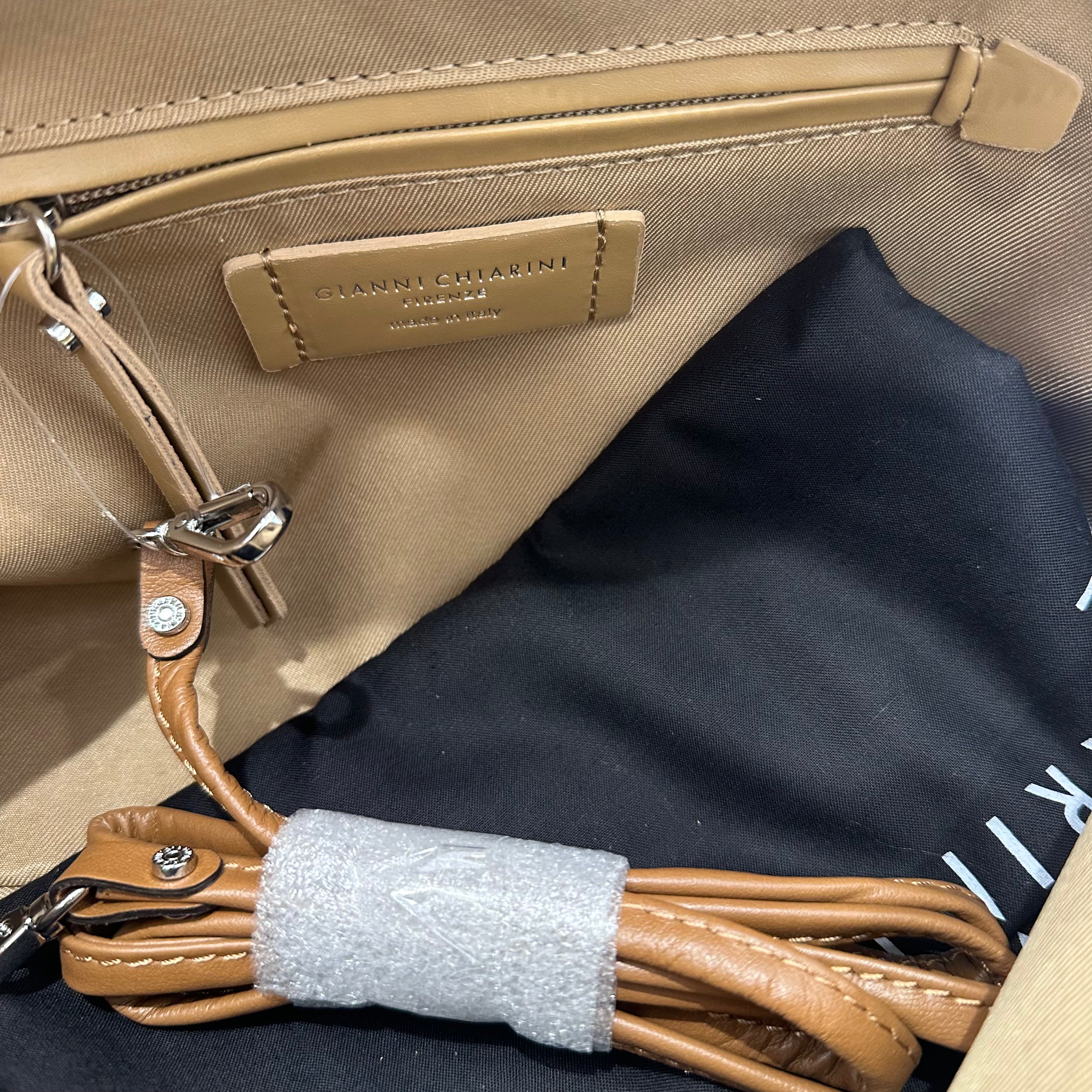 Gianni Chiarini borsa linea ALIFA borchie (formato medio)