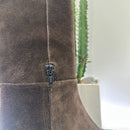 Stivale in pelle suede marrone tacco 3 cm