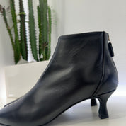 Stivaletto in pelle nero tacco 5 cm