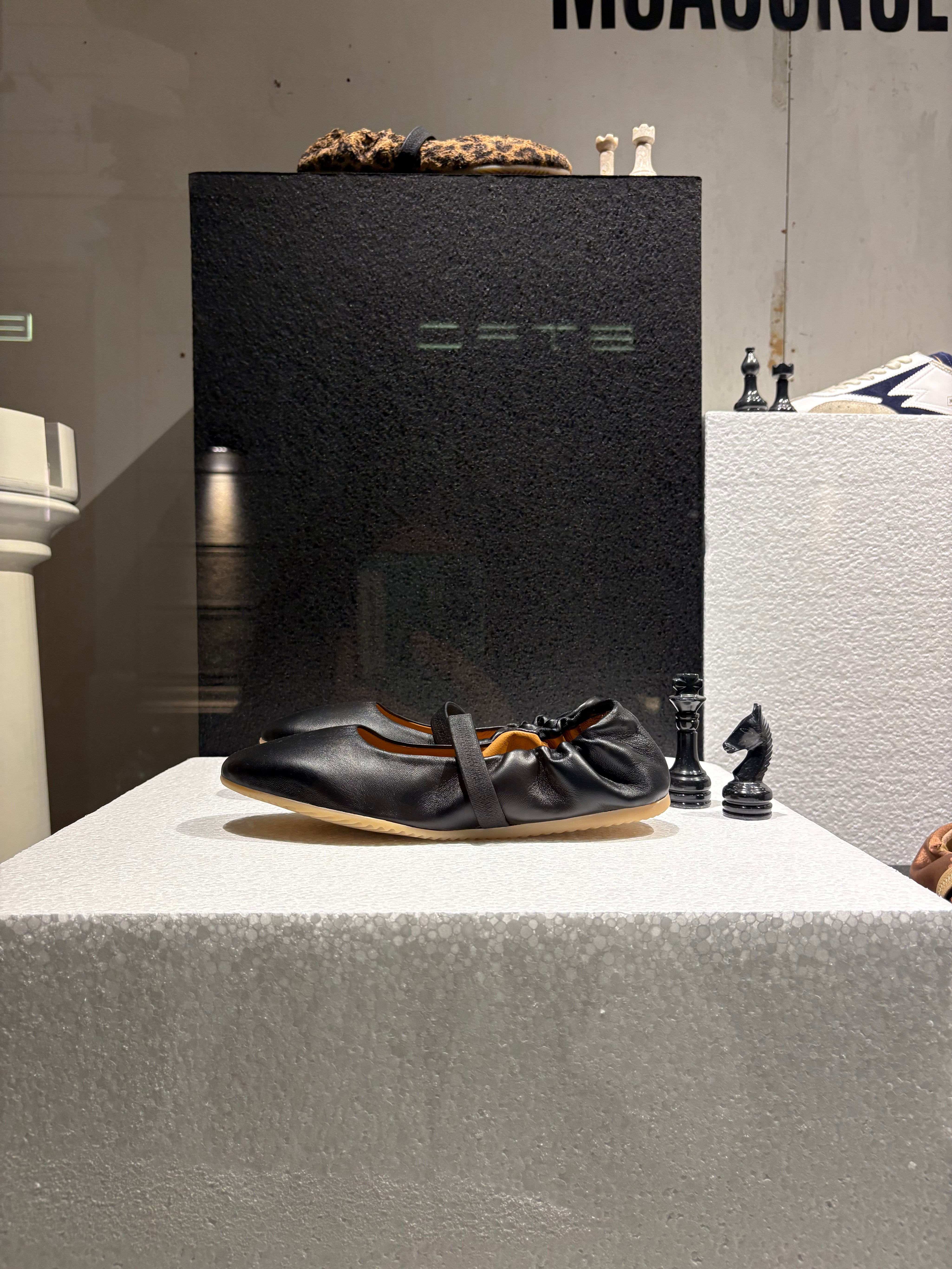 Moa ballerina limited edition TOUJOURS