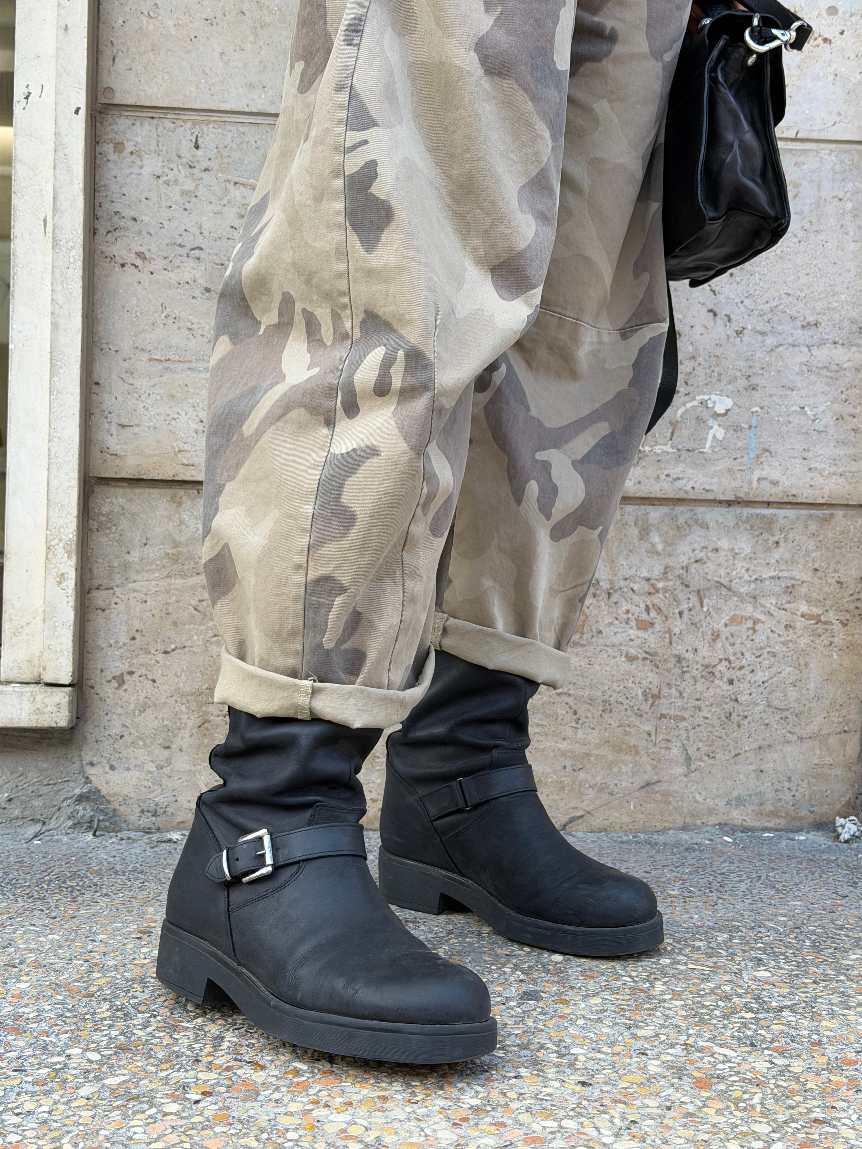 Total Look Camouflage Outfit