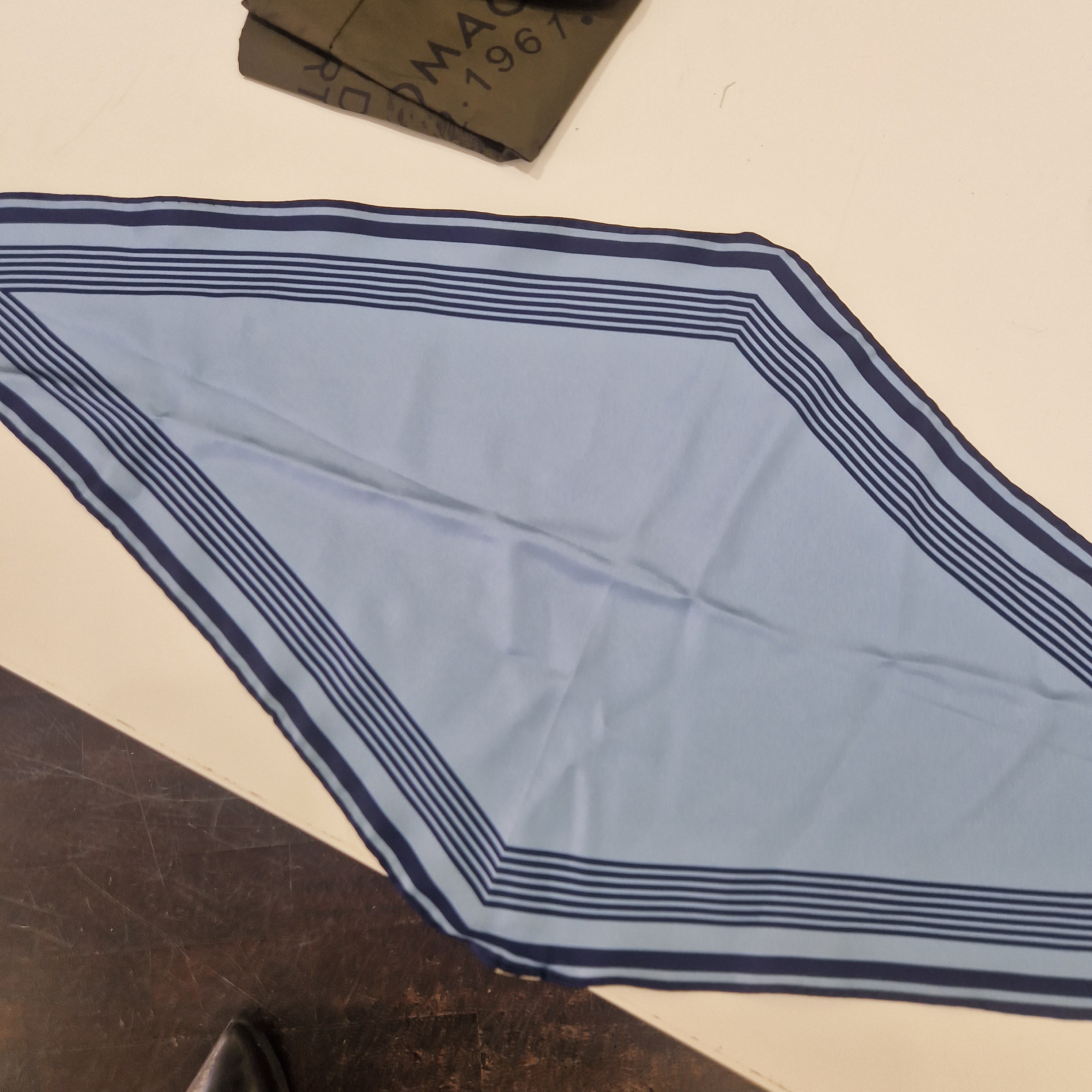 Fornari foulard piccolo  in seta 100%