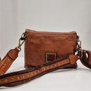 Campomaggi borsa Agnese color cuoio rivetti oro