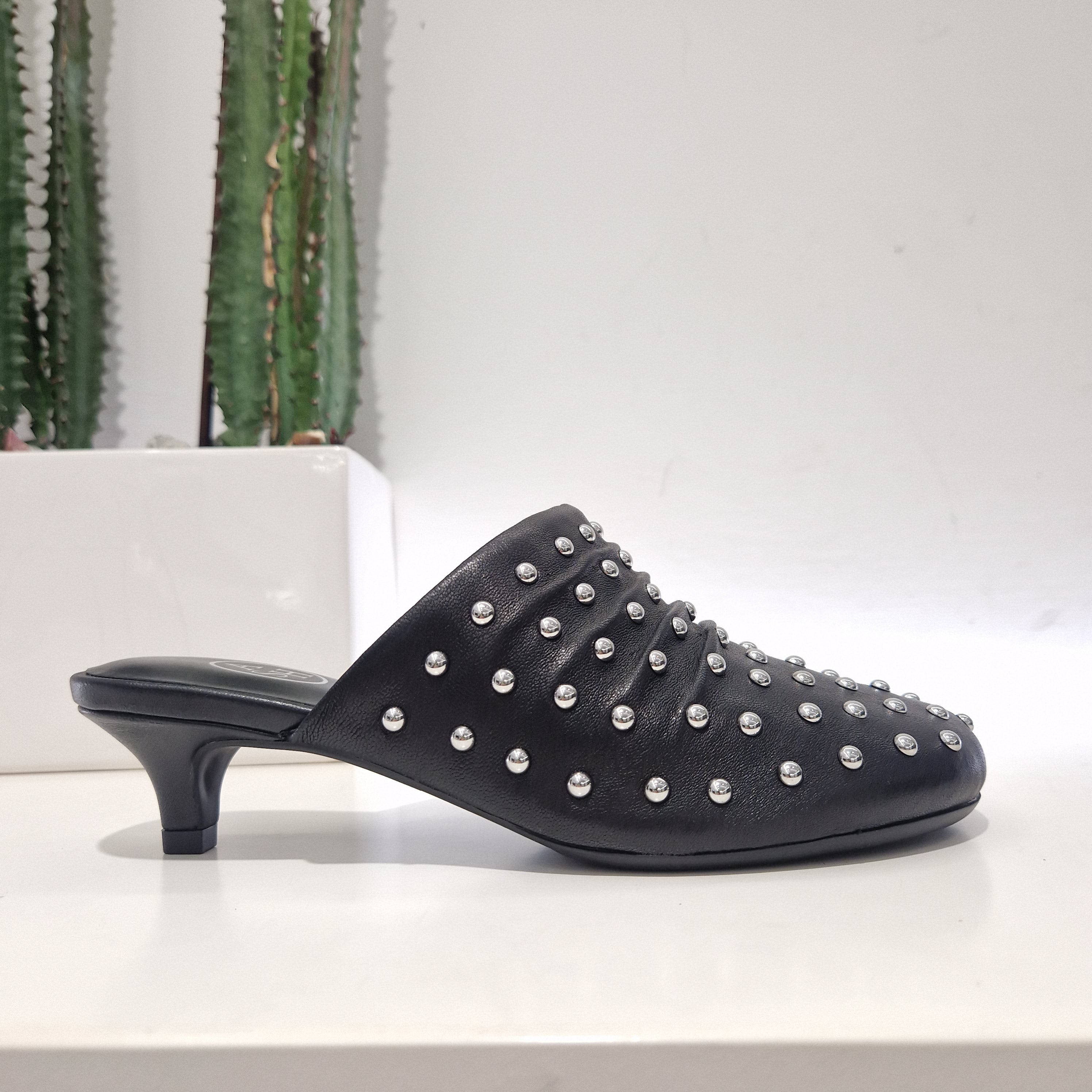 ASH sabot nero modello ELOISE