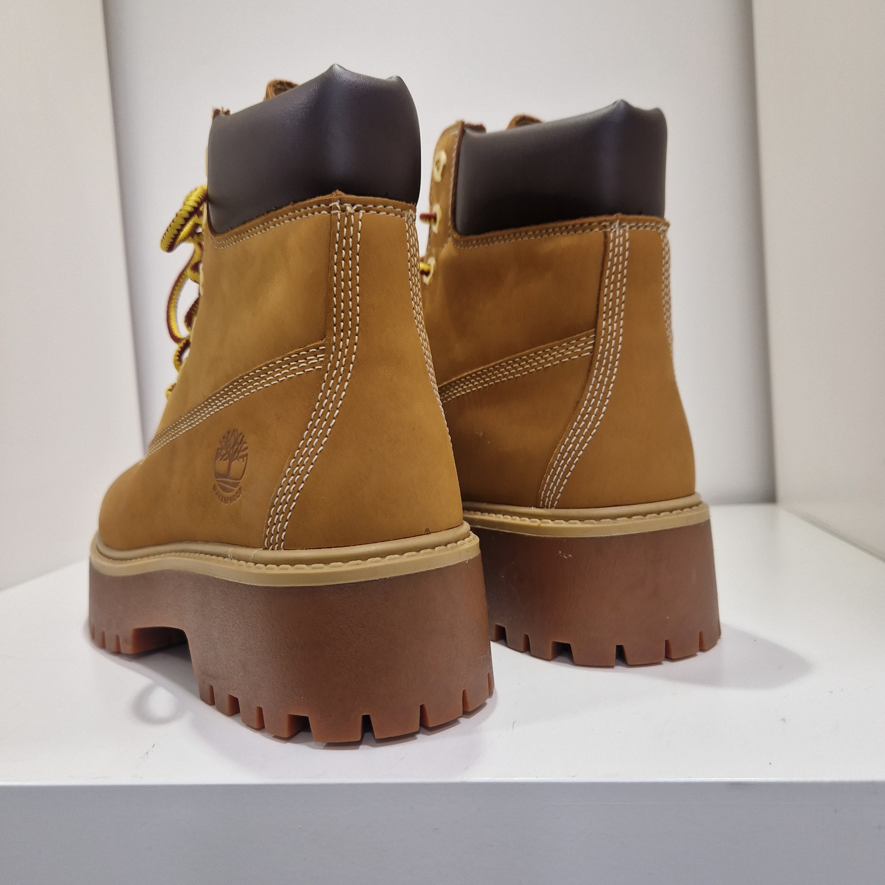 Stivaletto platform color  sand