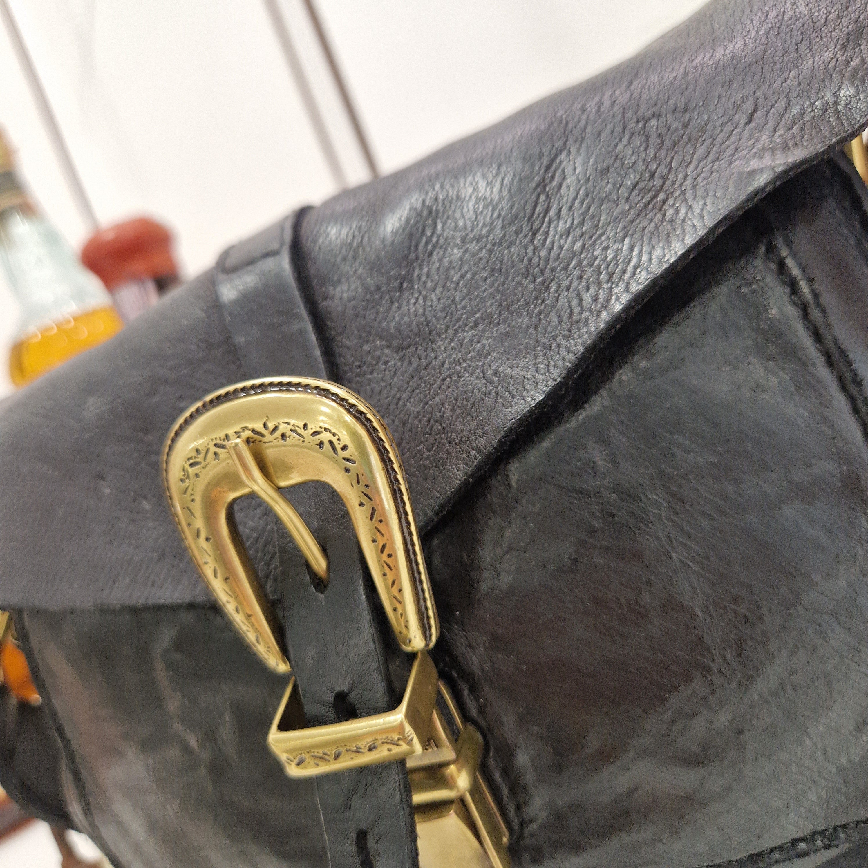 Campomaggi borsa MELITA nera accessori oro