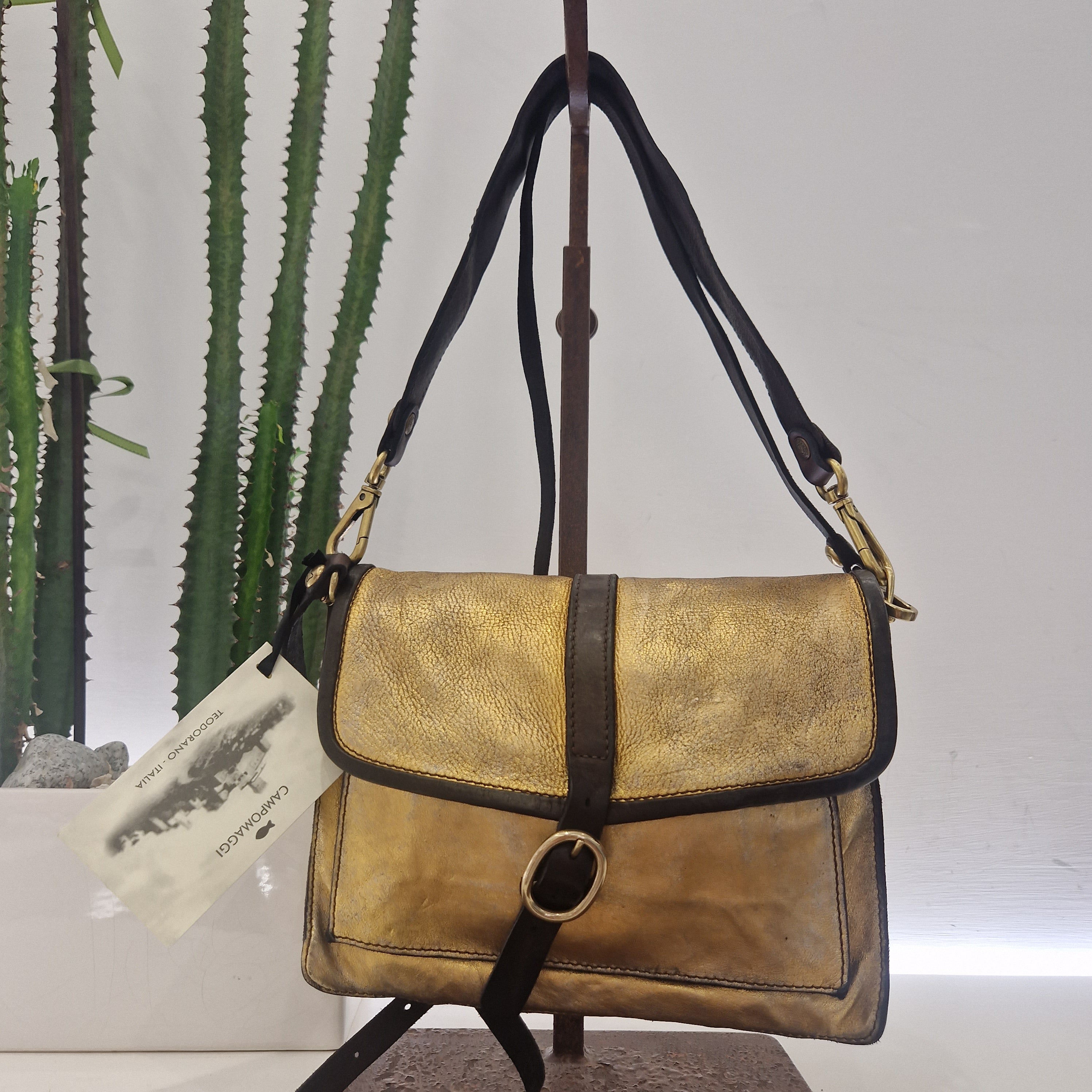 Campomaggi borsa oro linea SONIA