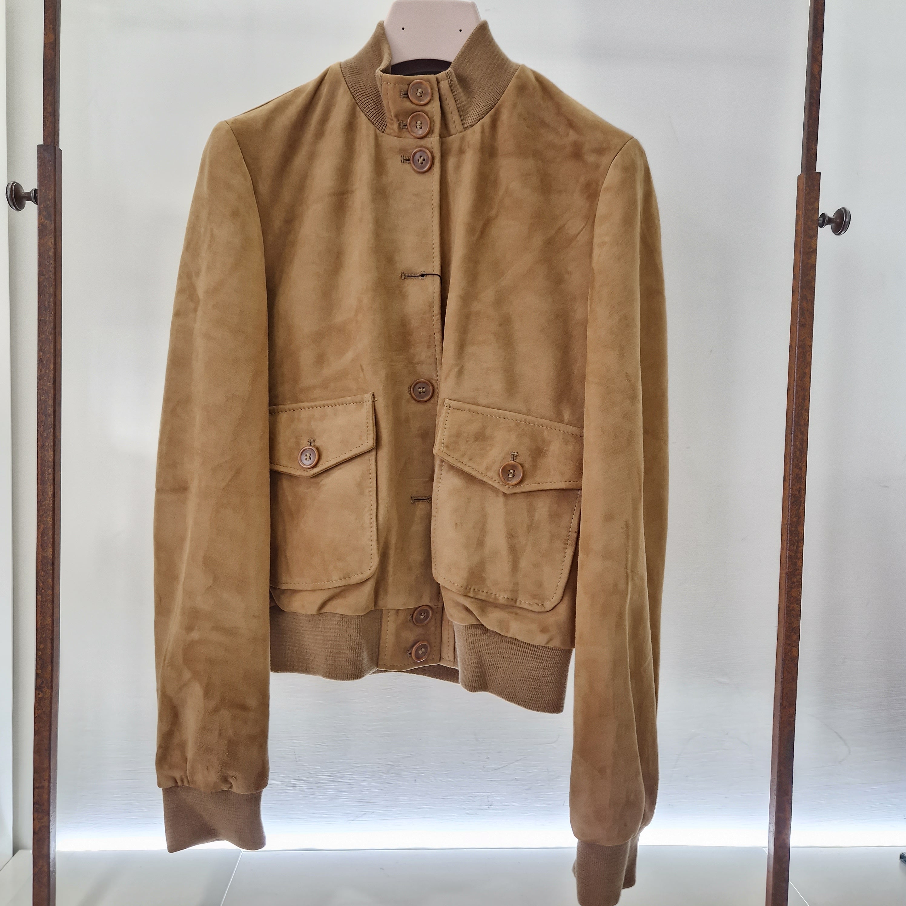 Giacca modello bomber vera pelle scamosciata color cuoio