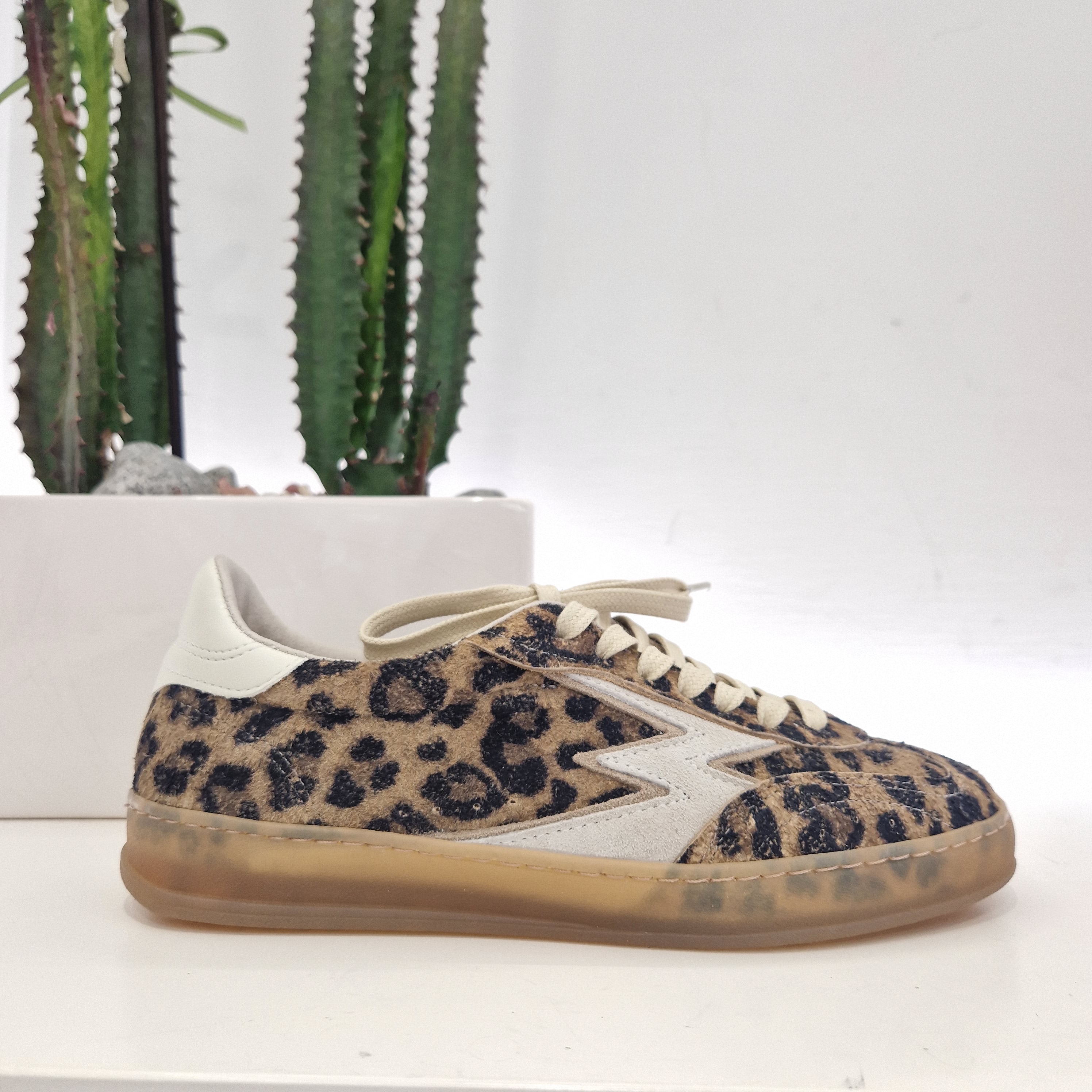 Moa sneakers stampa leo