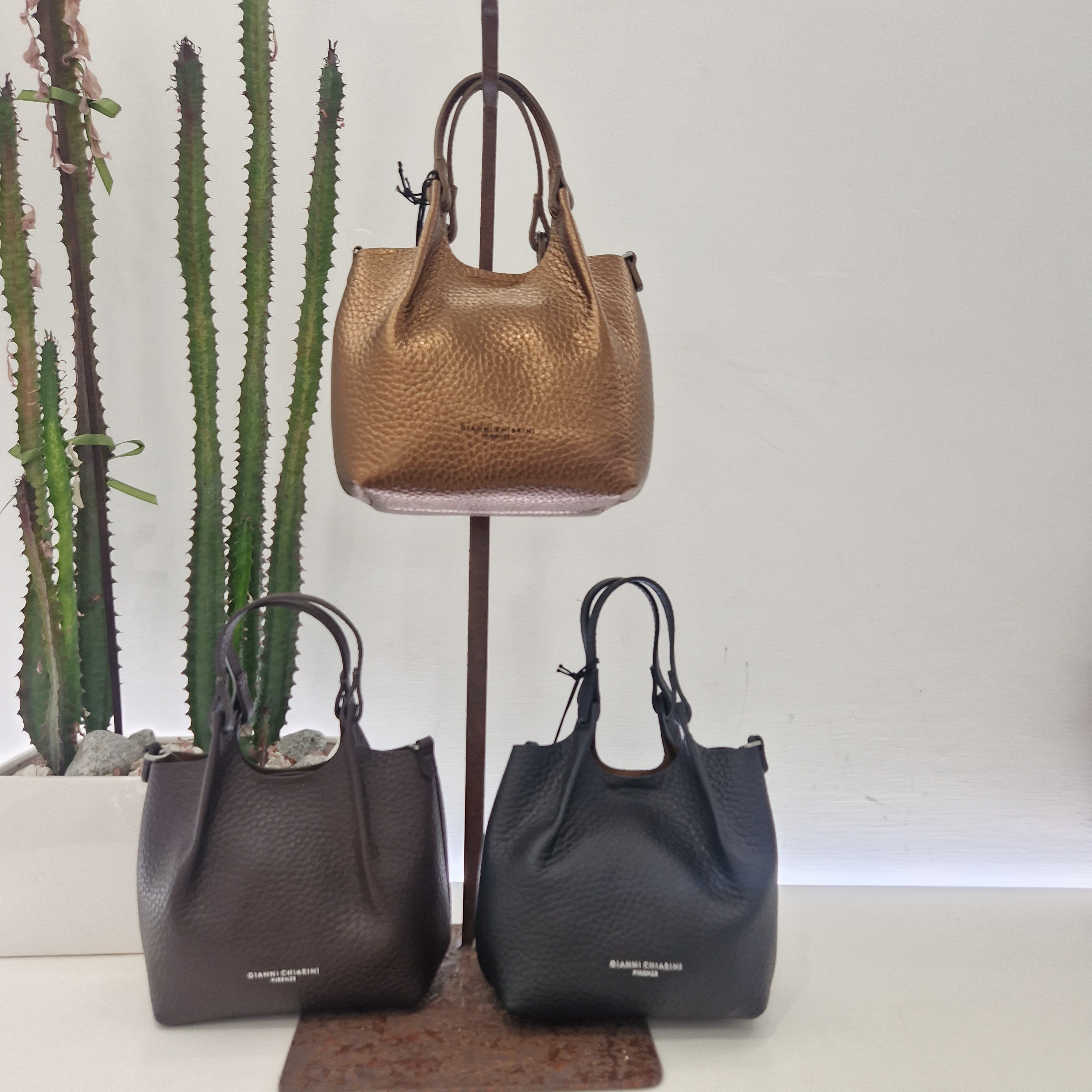 Gianni Chiarini  linea DUA piccola