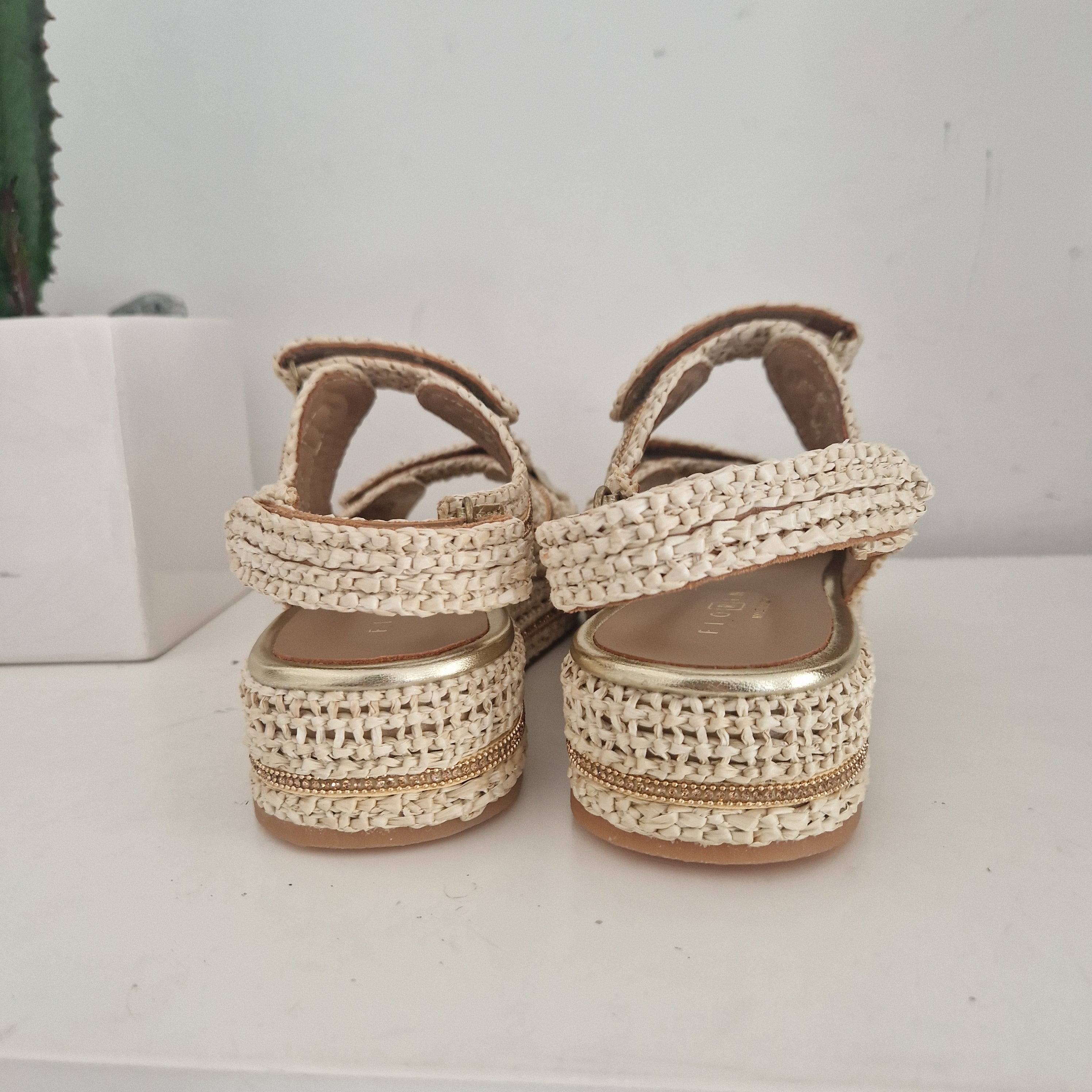 Fiorina sandalo JESS color sabbia